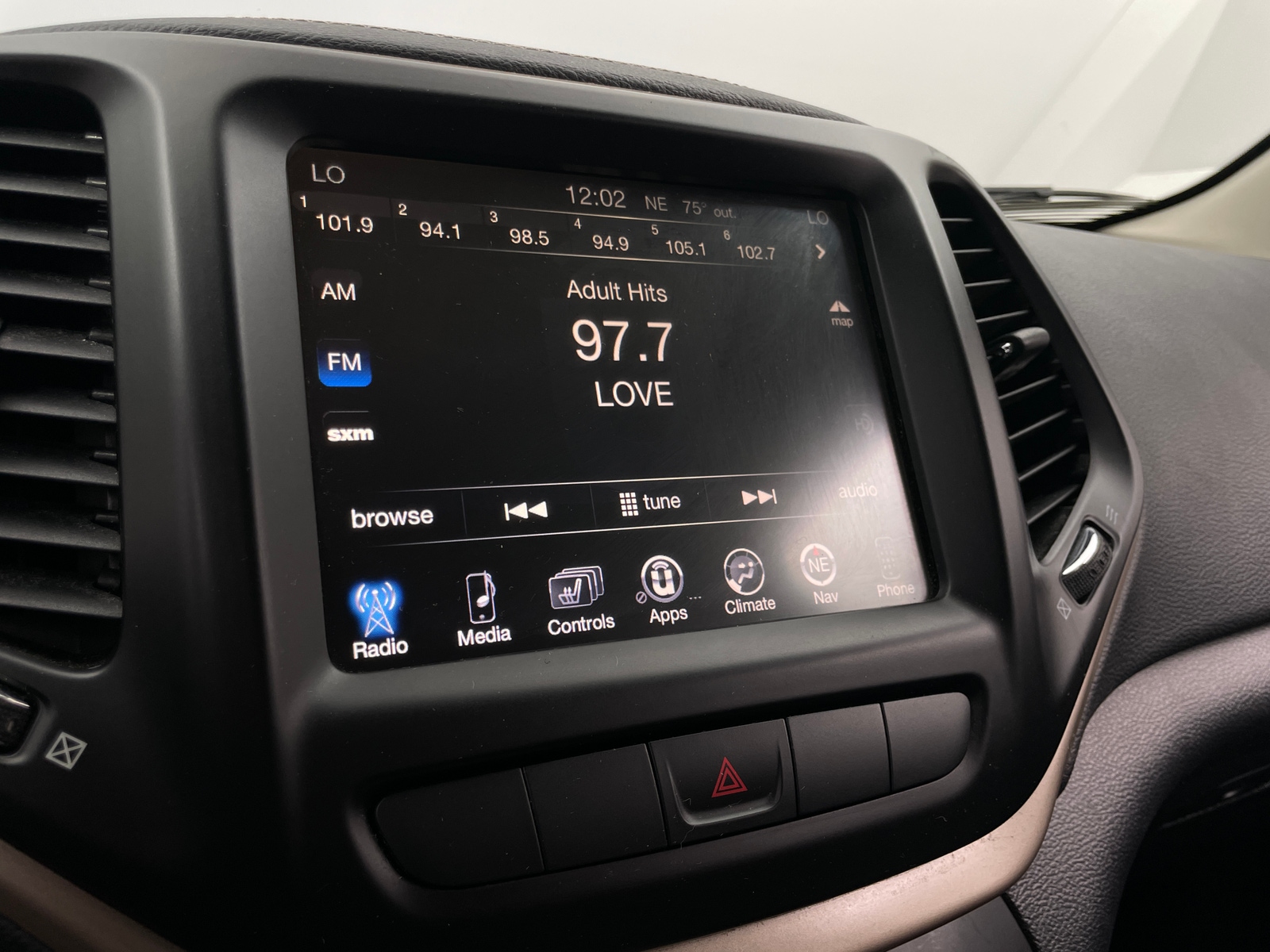 Thumbnail: 2014 Jeep Cherokee - 3