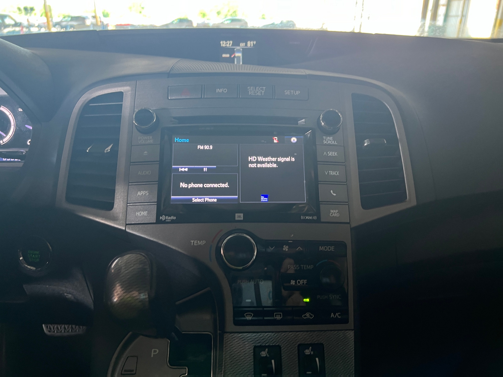 Thumbnail: 2015 Toyota Venza - 3