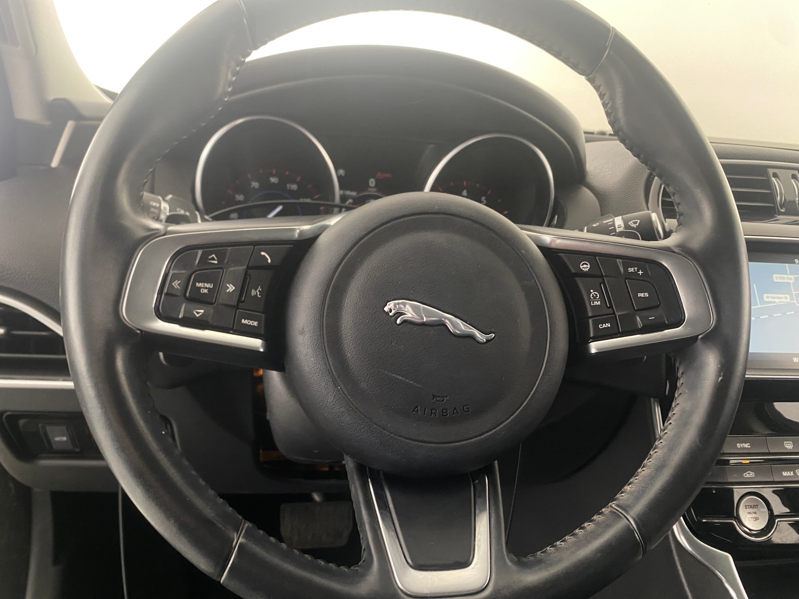 Thumbnail: 2018 Jaguar XE - 4