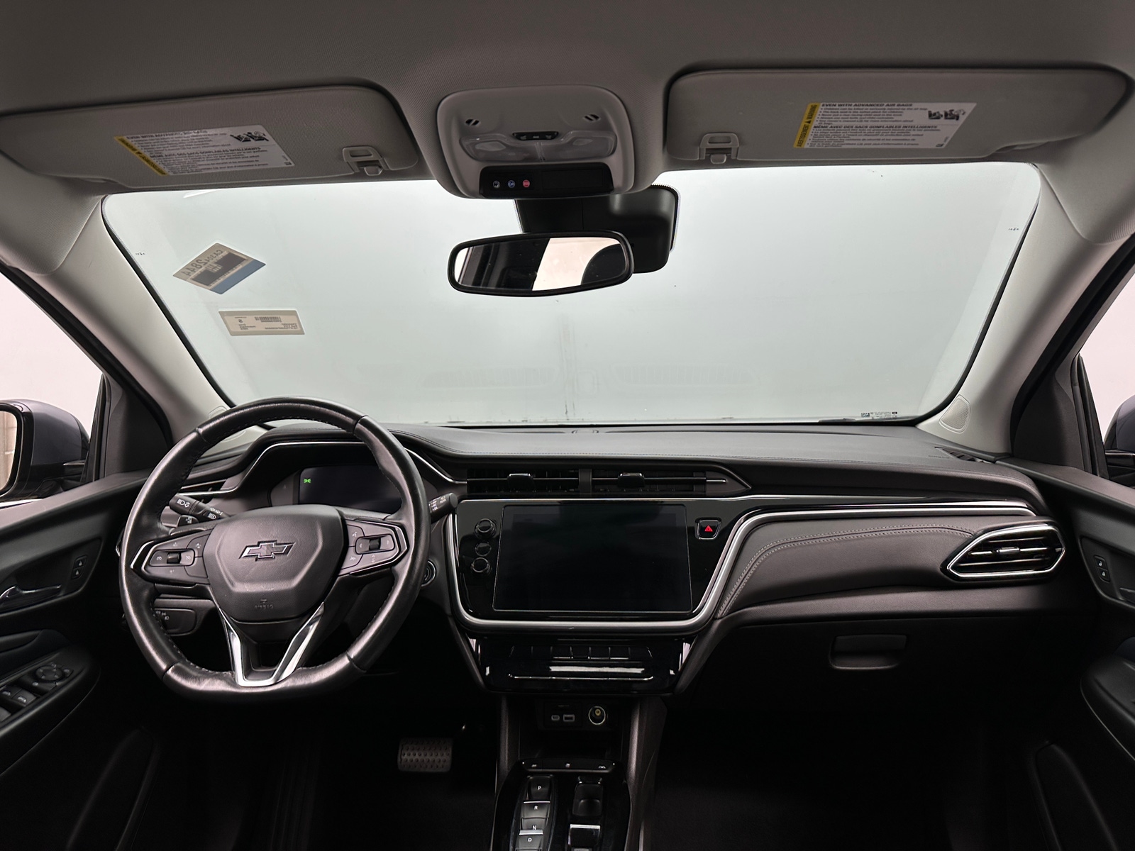 Thumbnail: 2023 Chevrolet Bolt EUV - 3
