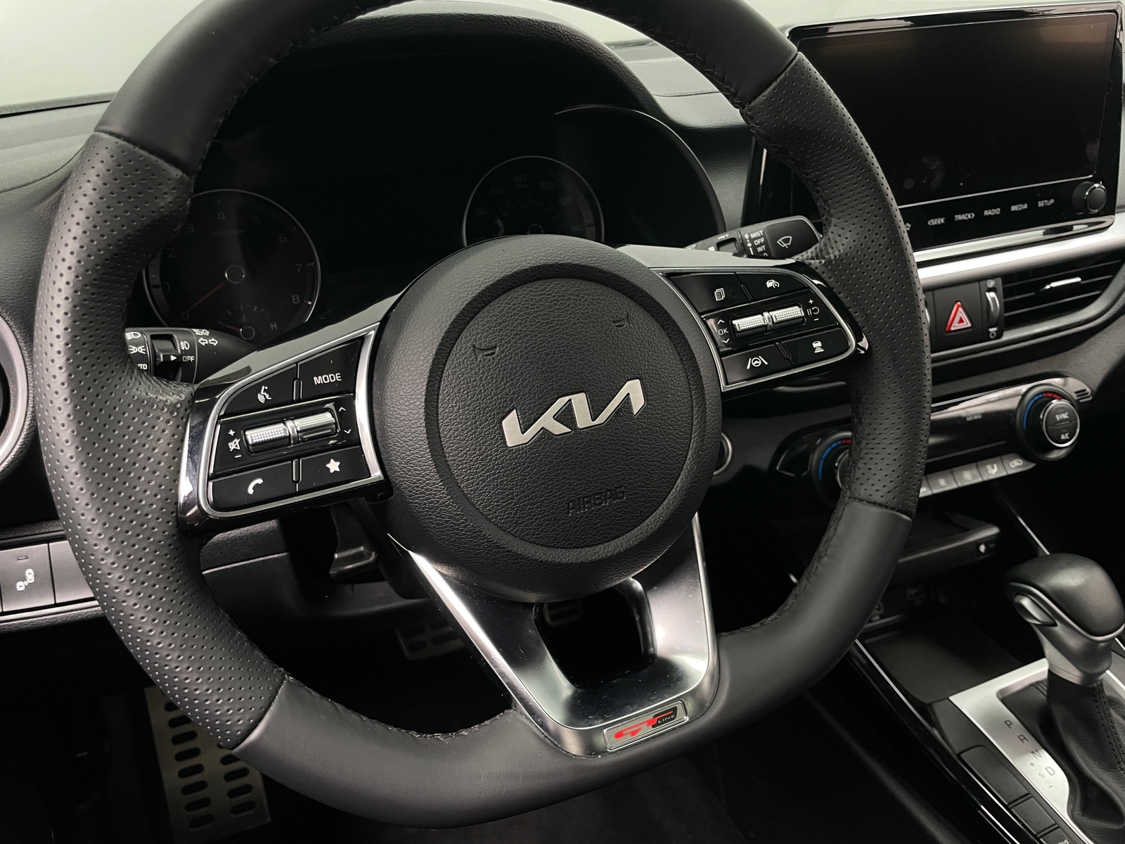 Thumbnail: 2024 Kia Forte - 4