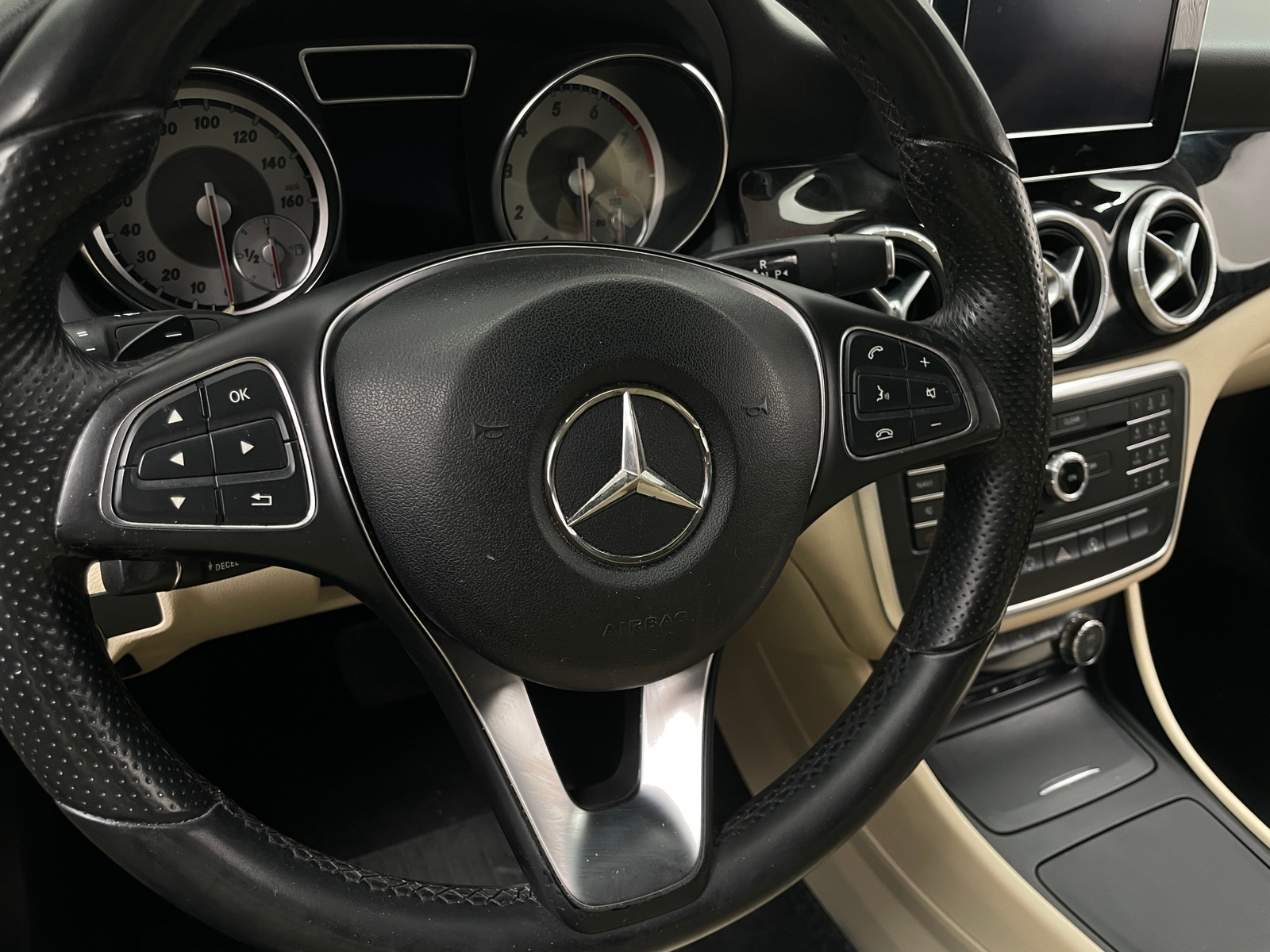 Thumbnail: 2015 Mercedes-Benz CLA - 4
