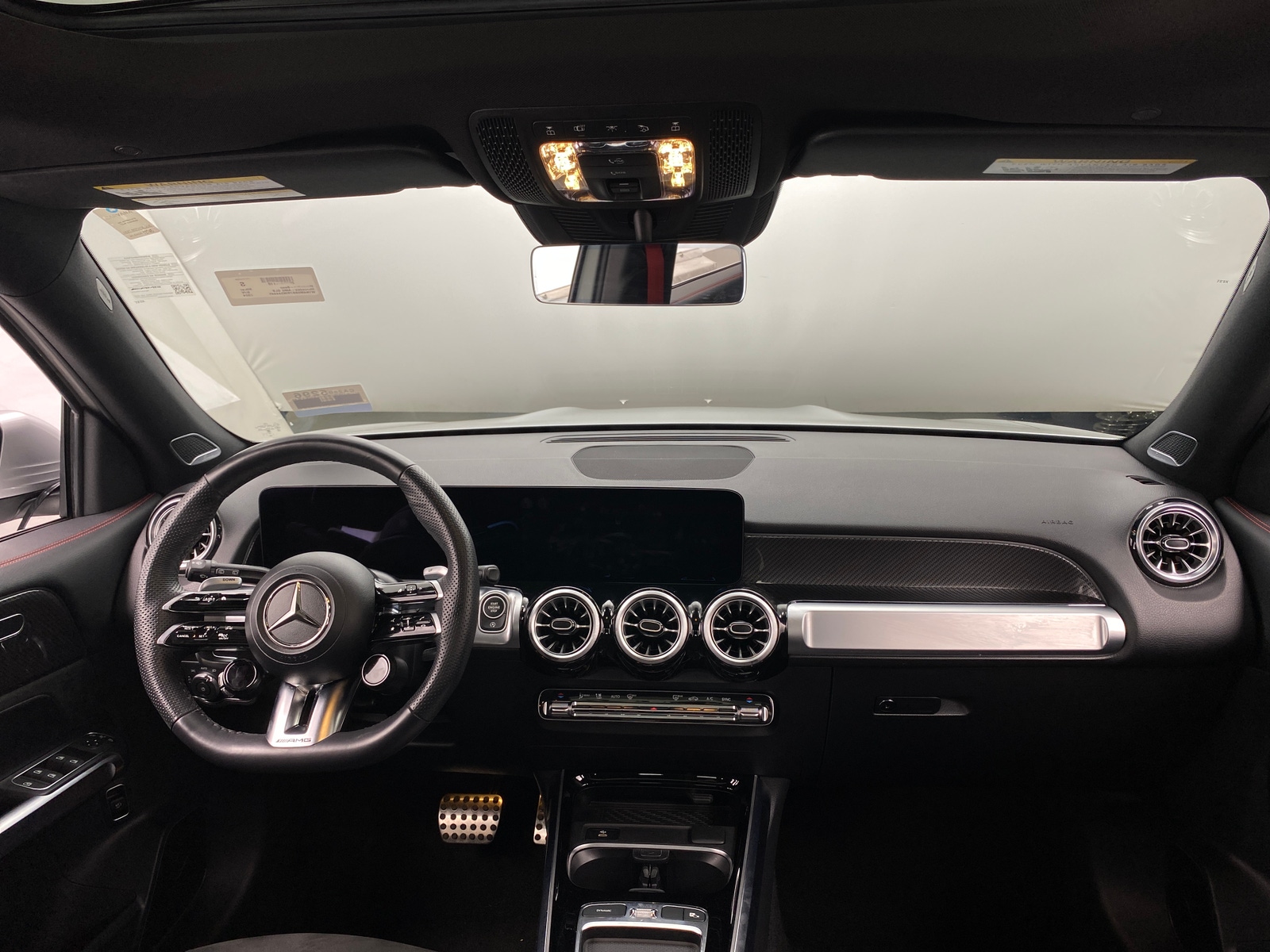 Thumbnail: 2024 Mercedes-Benz GLB - 2