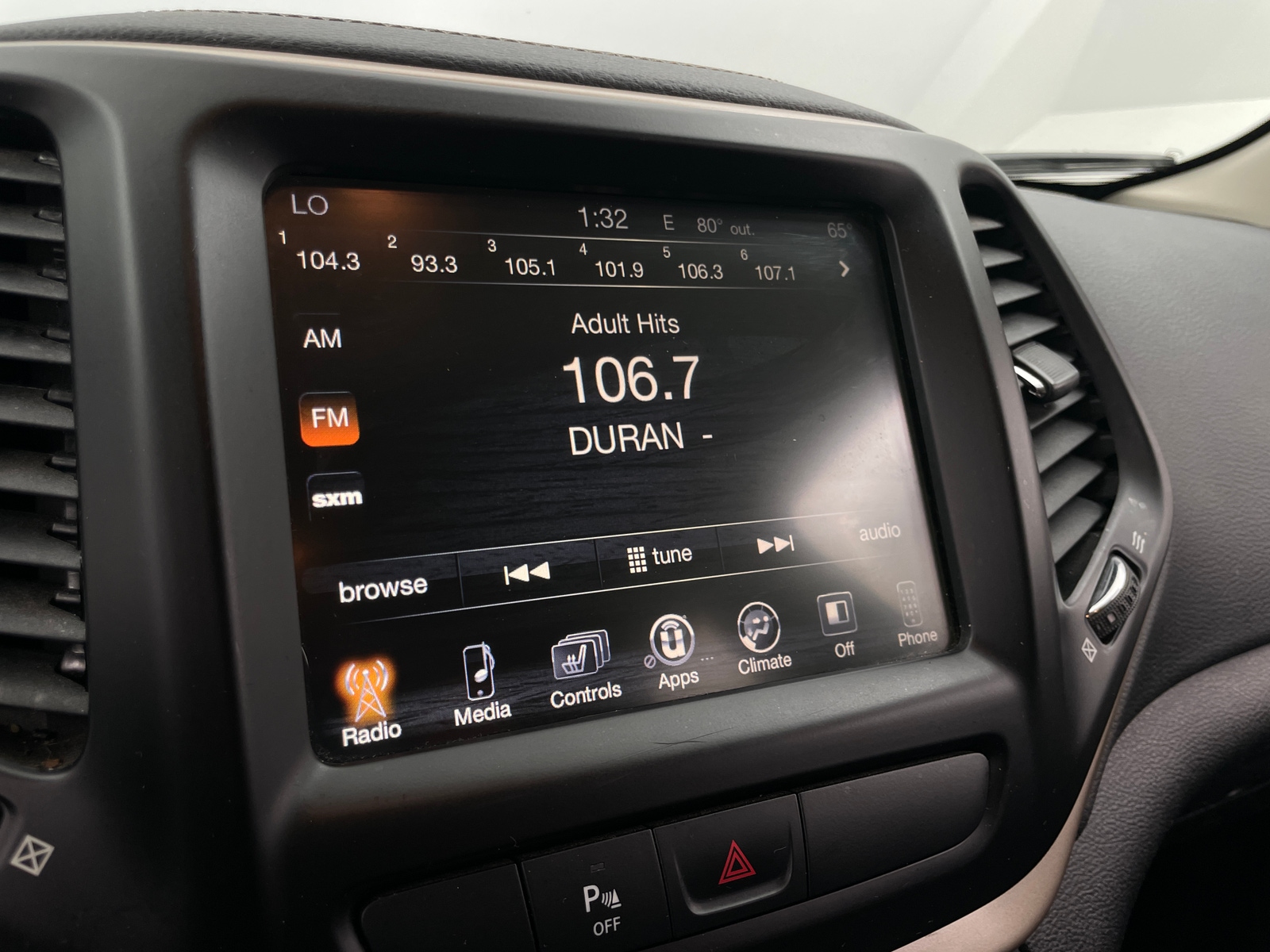 Thumbnail: 2018 Jeep Cherokee - 3