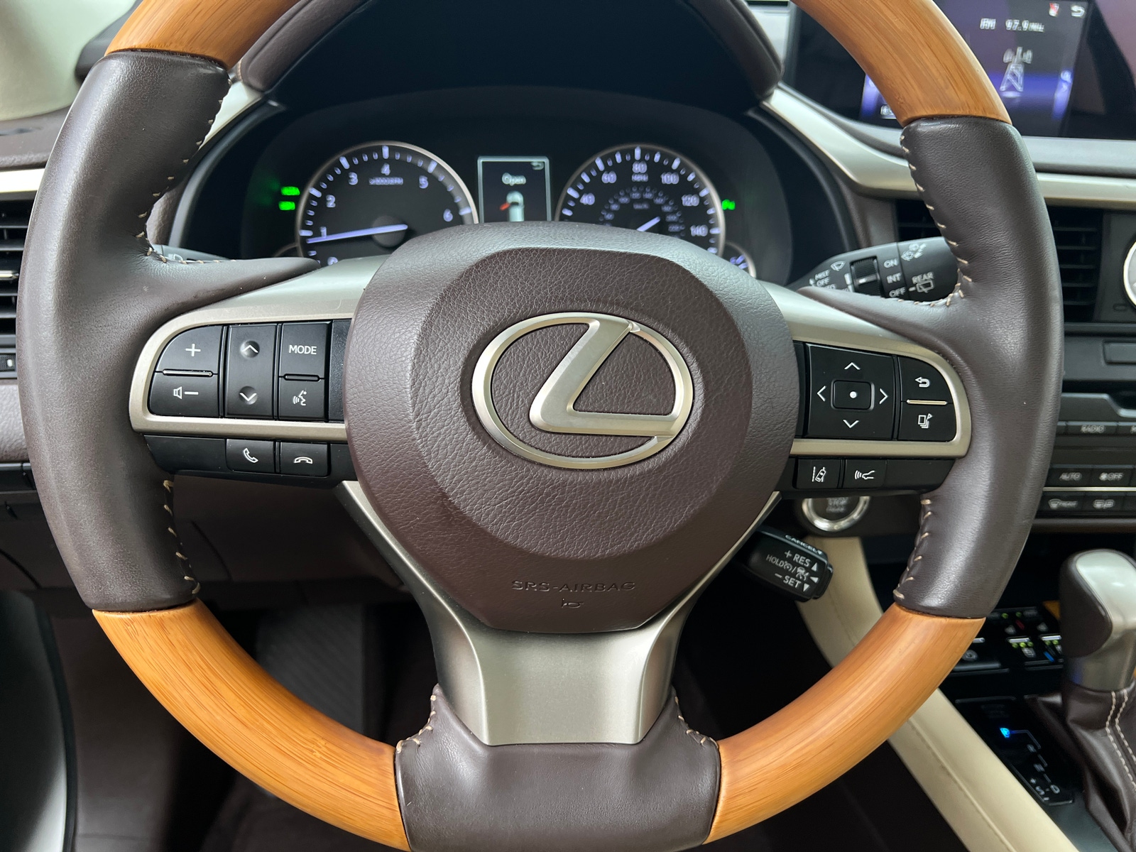 Thumbnail: 2019 Lexus RX - 4
