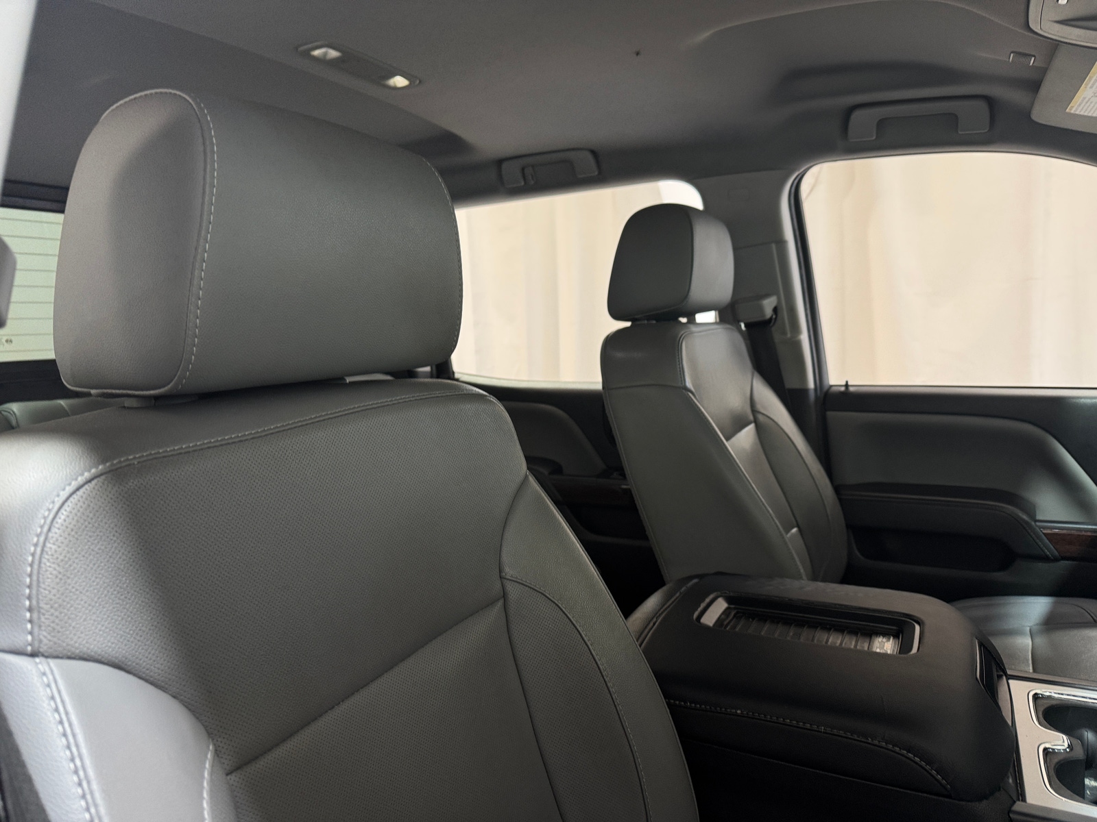 Thumbnail: 2018 Chevrolet Silverado 1500 - 2