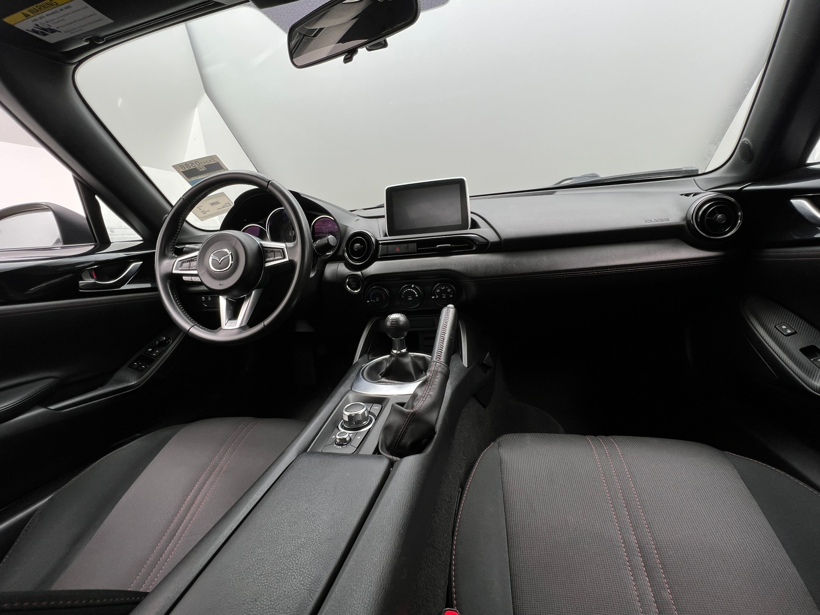 Thumbnail: 2017 Mazda MX-5 Miata - 3
