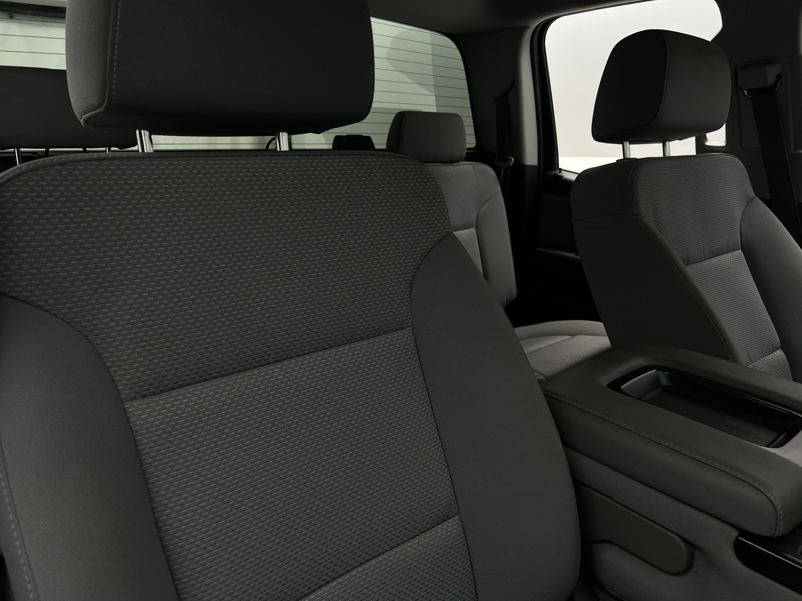 Thumbnail: 2017 Chevrolet Silverado 1500 - 2