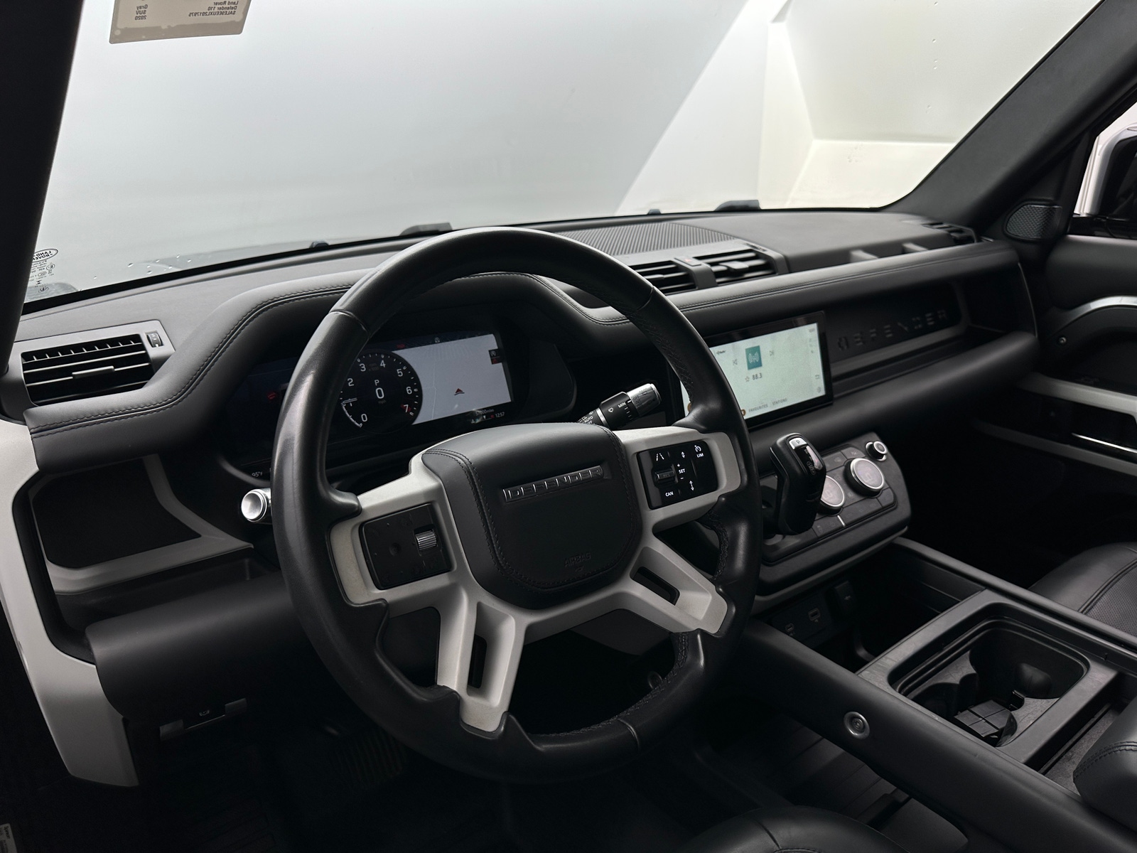 Thumbnail: 2020 Land Rover Defender - 2