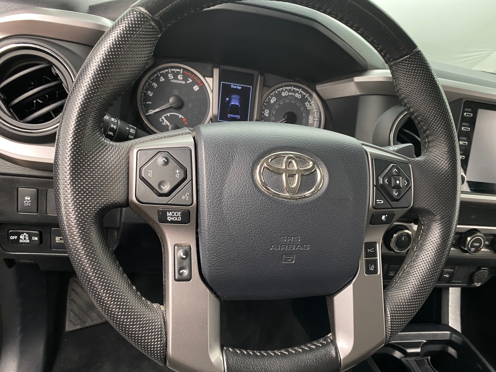 Thumbnail: 2020 Toyota Tacoma - 5