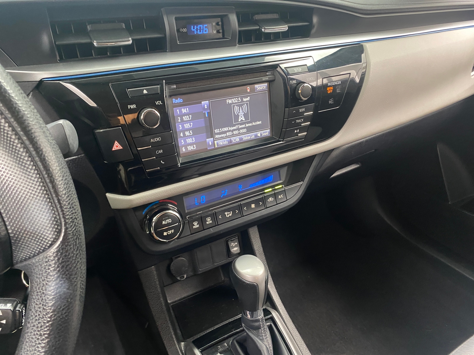 Thumbnail: 2014 Toyota Corolla - 4