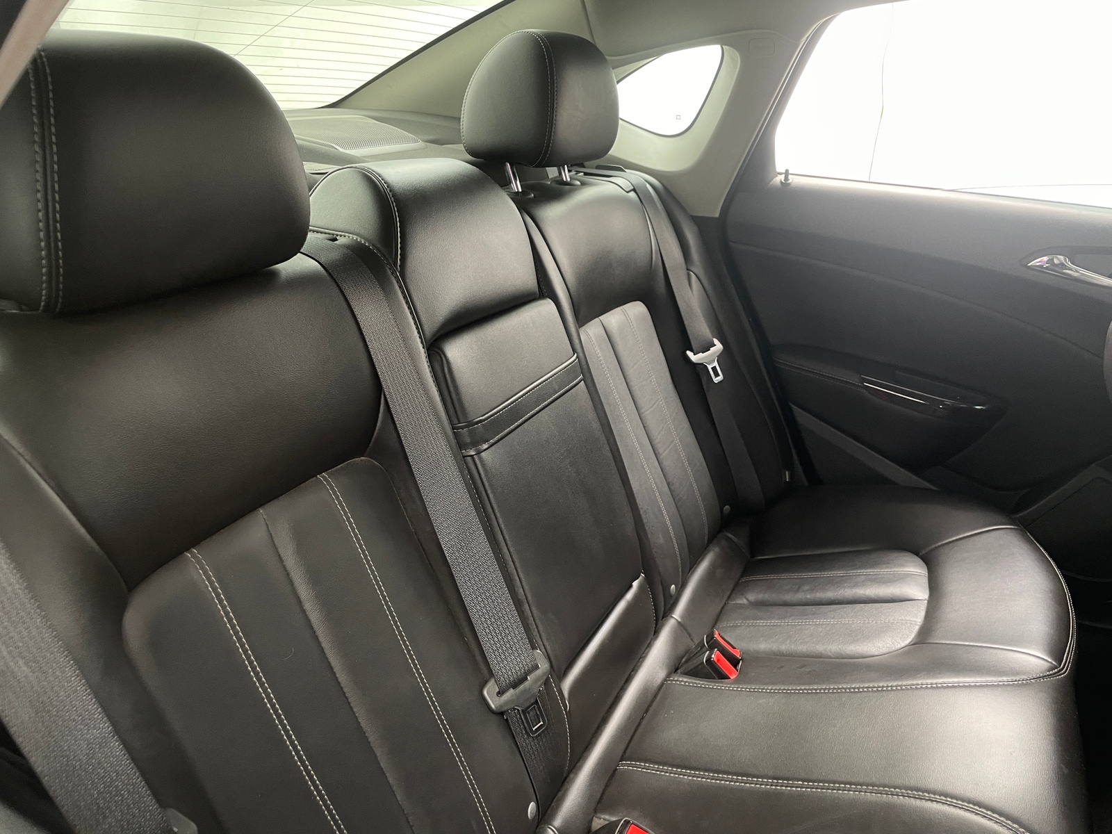 Thumbnail: 2016 Buick Verano - 5