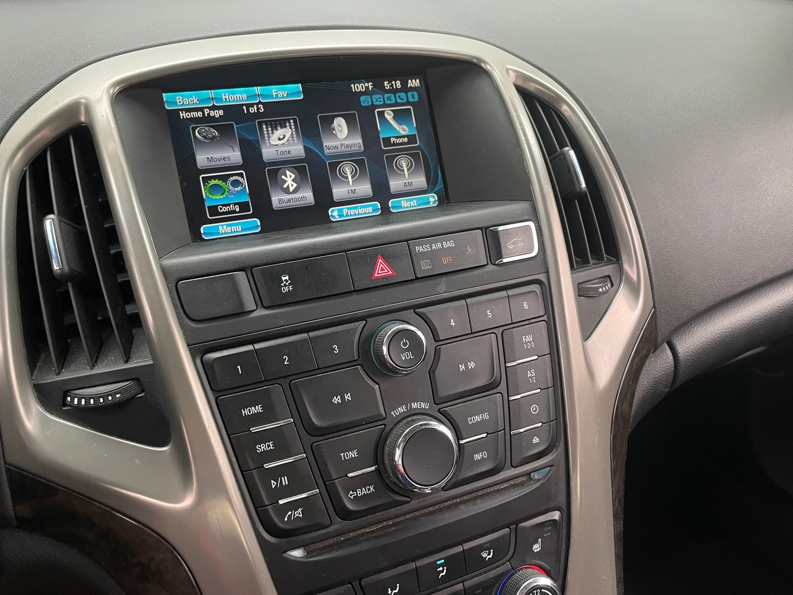 Thumbnail: 2016 Buick Verano - 3