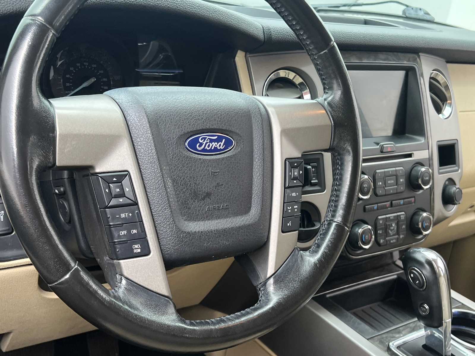 Thumbnail: 2017 Ford Expedition EL - 4