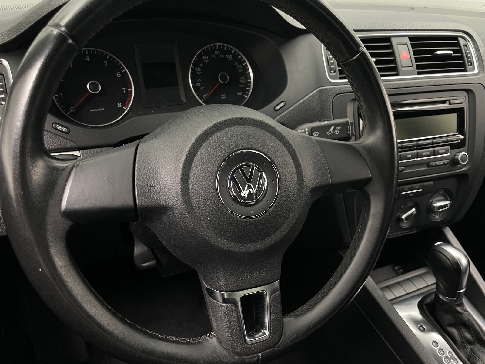 Thumbnail: 2013 Volkswagen Jetta - 4