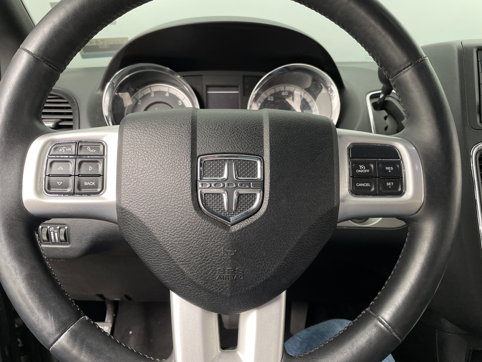 Thumbnail: 2017 Dodge Grand Caravan - 4