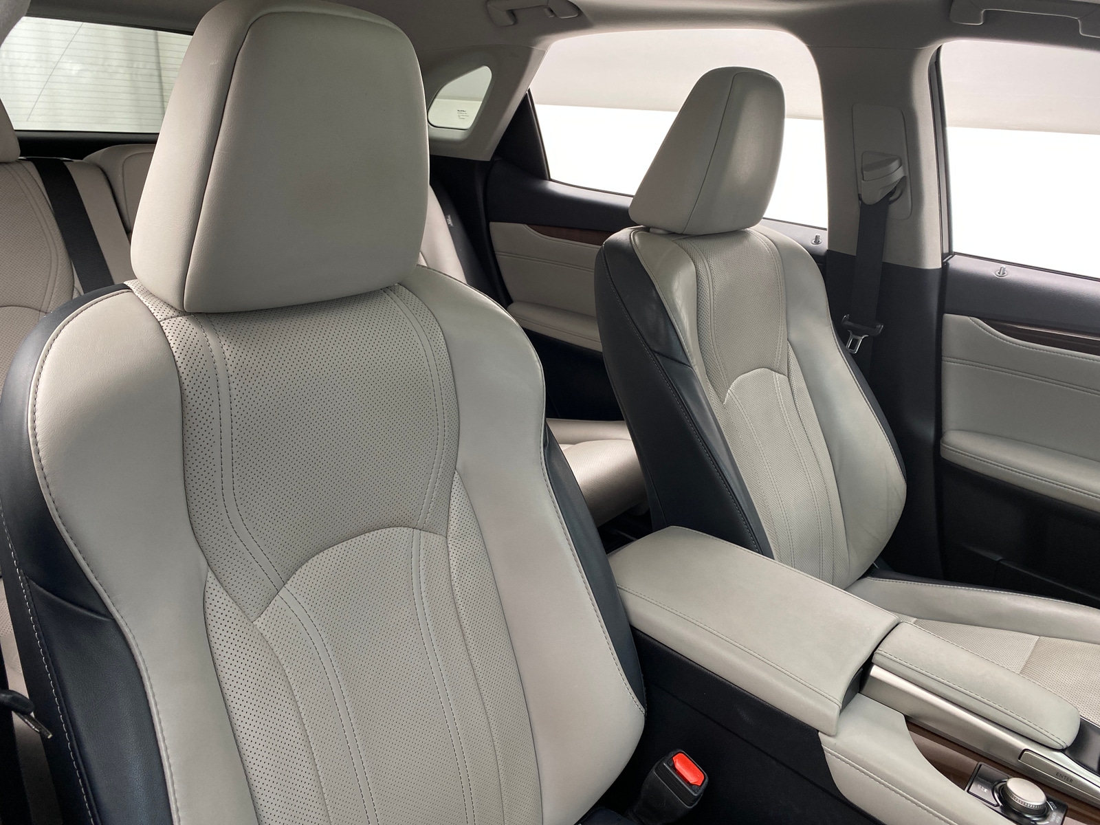 Thumbnail: 2018 Lexus RX - 2