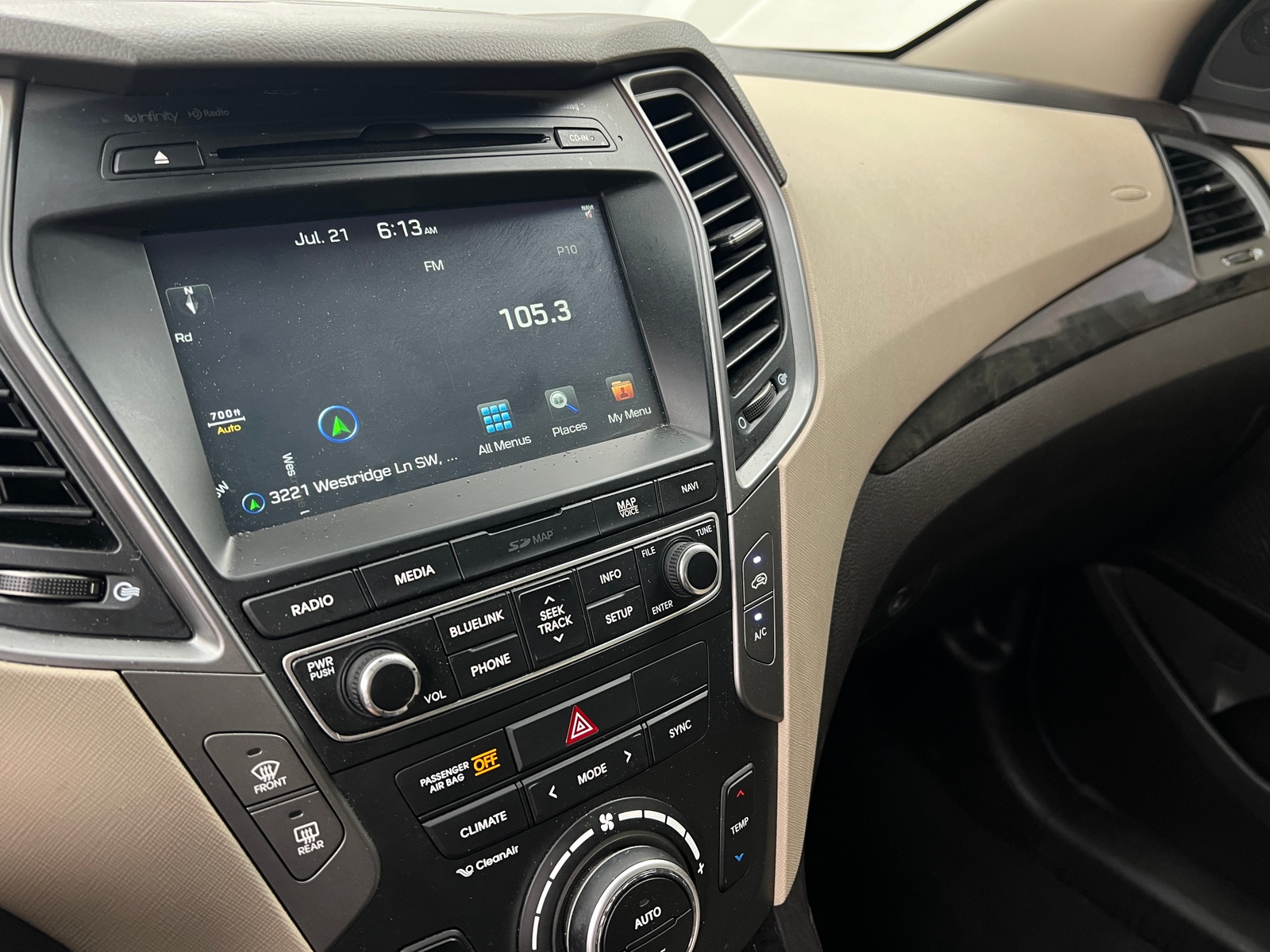 Thumbnail: 2017 Hyundai Santa Fe - 3