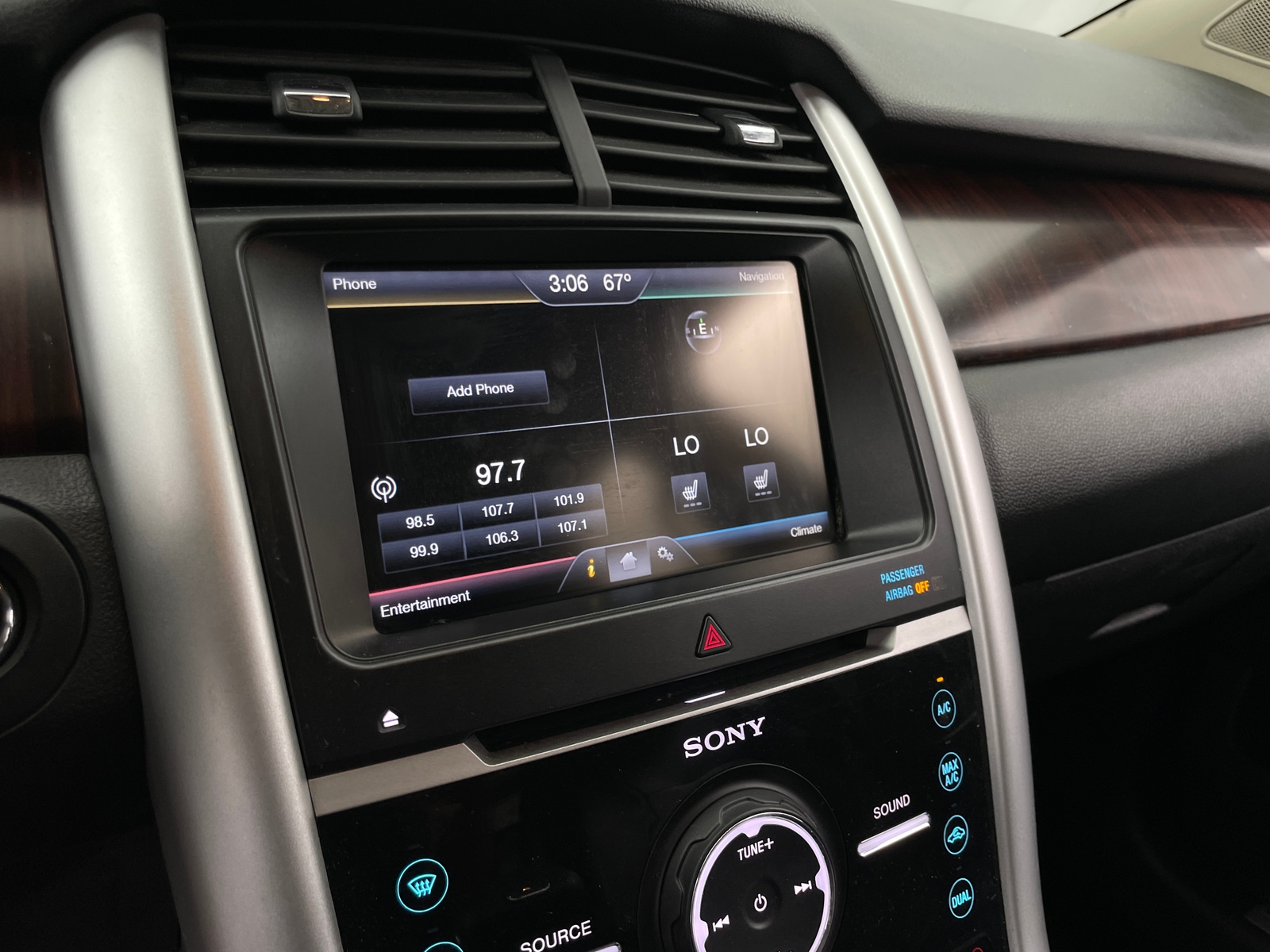 Thumbnail: 2013 Ford Edge - 3