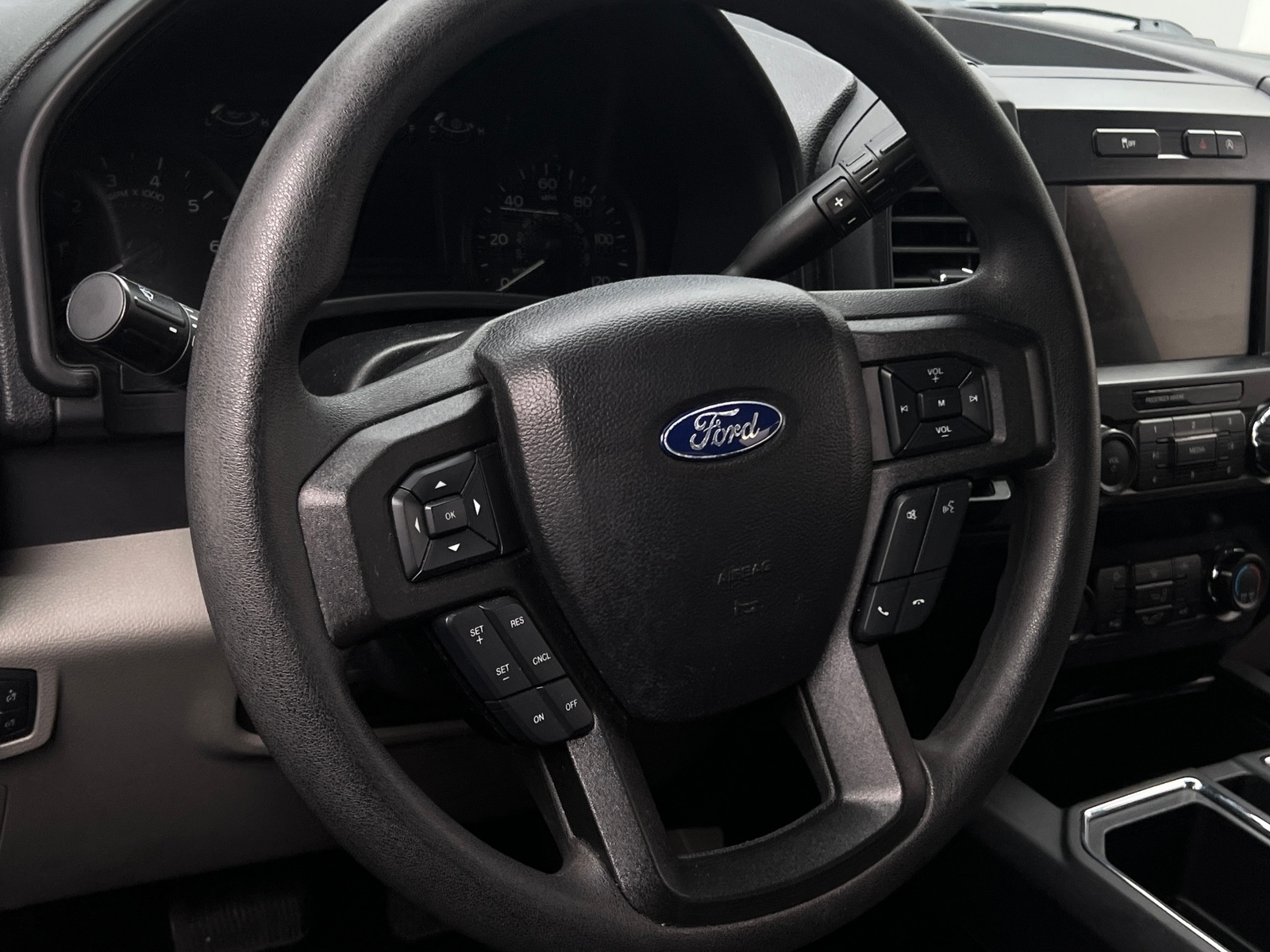 Thumbnail: 2020 Ford Econoline - 5