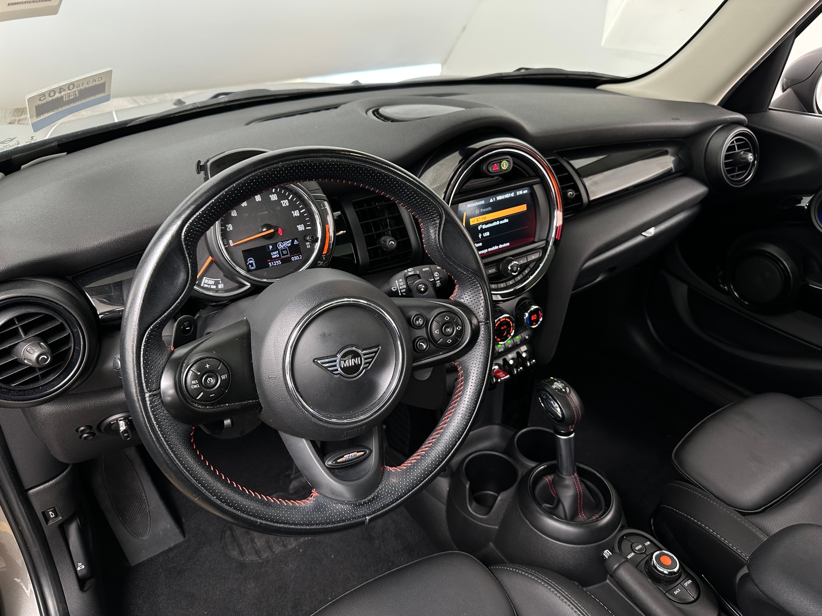 Thumbnail: 2019 MINI Cooper Hardtop - 2