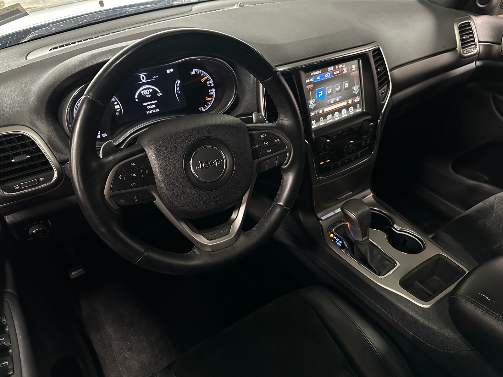 Thumbnail: 2017 Jeep Grand Cherokee - 2