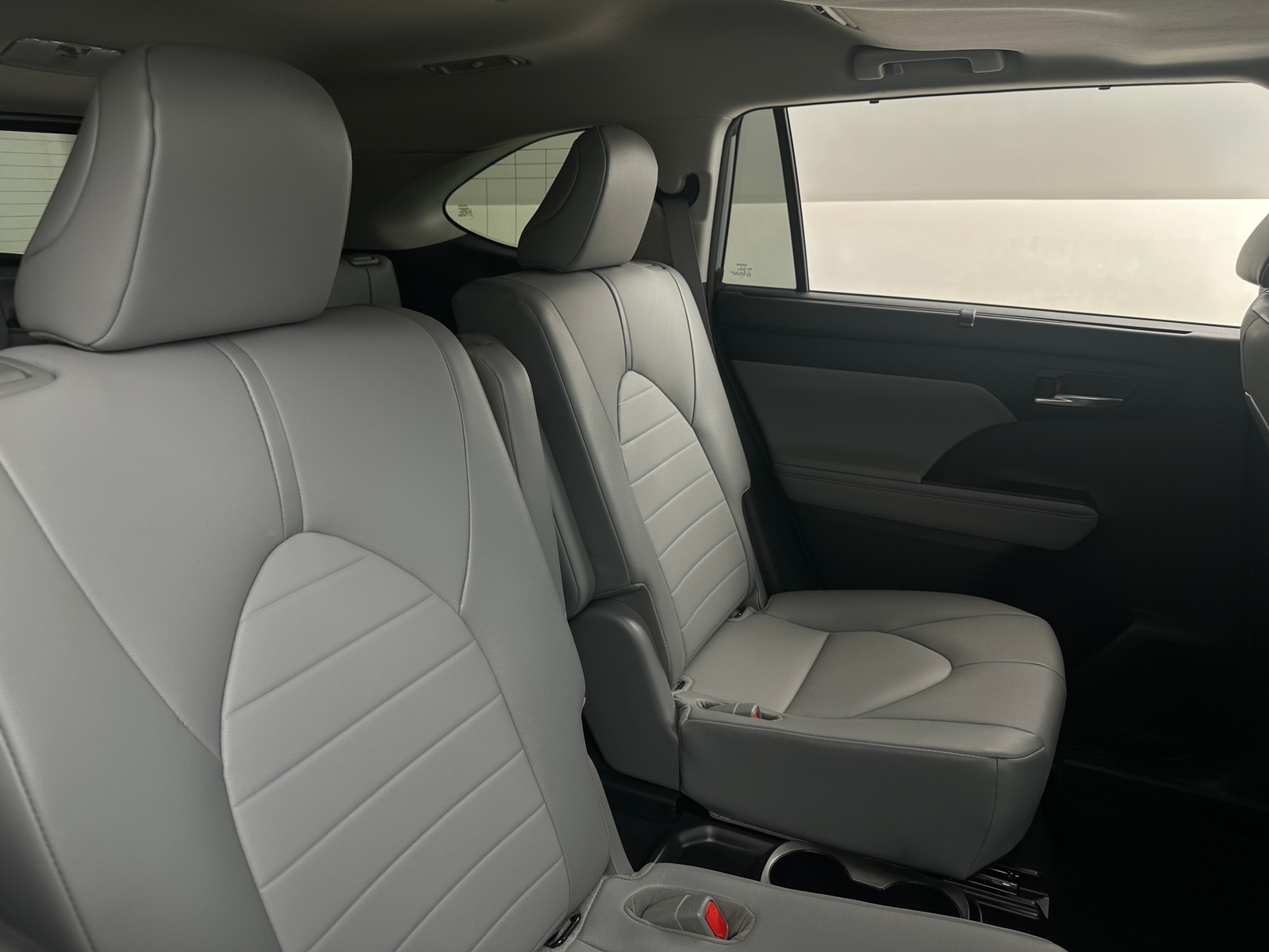 Thumbnail: 2021 Toyota Highlander - 5