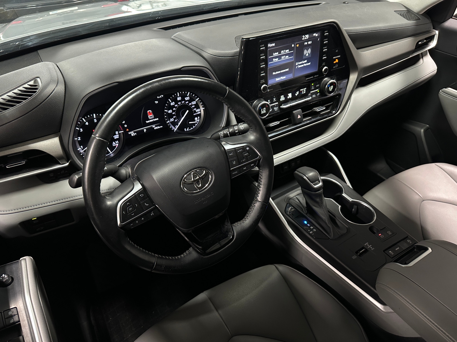 Thumbnail: 2021 Toyota Highlander - 2