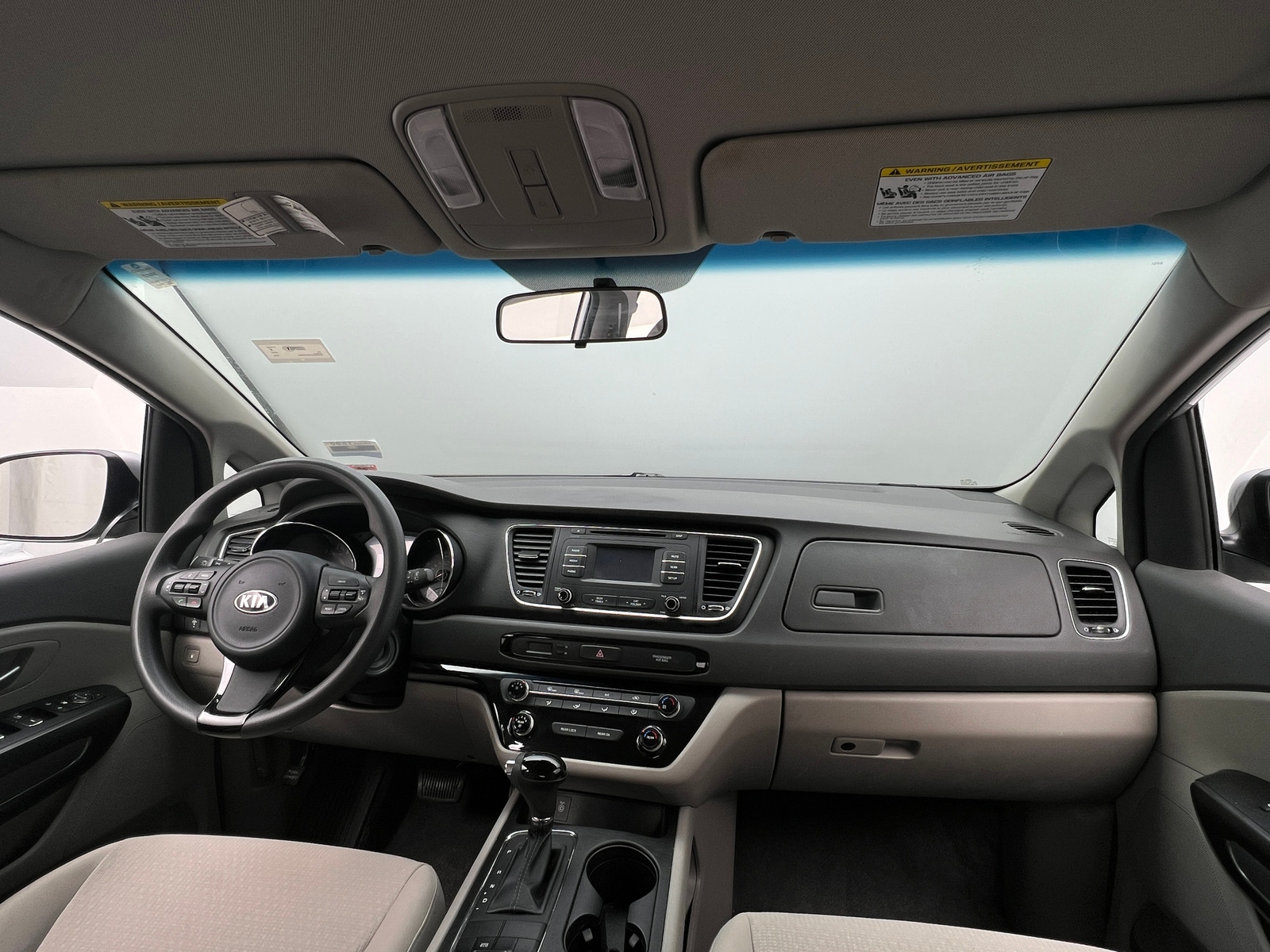 Thumbnail: 2016 Kia Sedona - 3