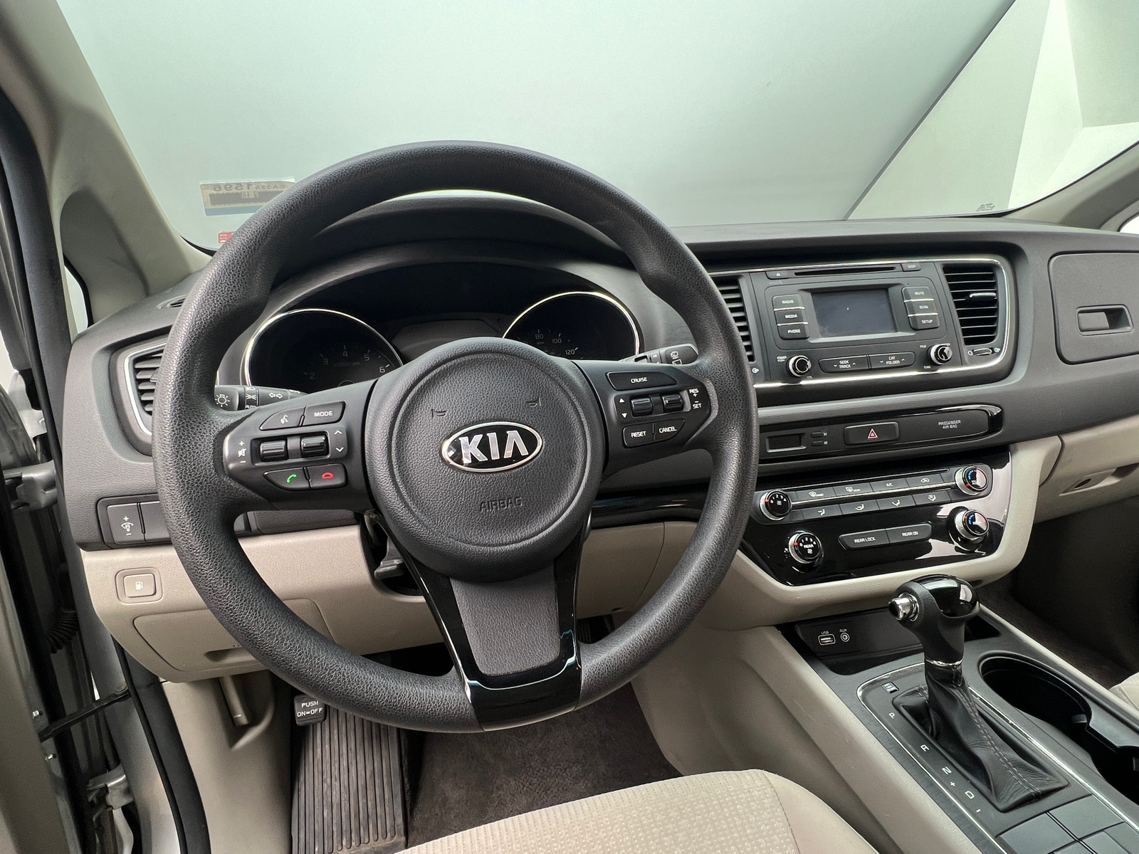 Thumbnail: 2016 Kia Sedona - 5
