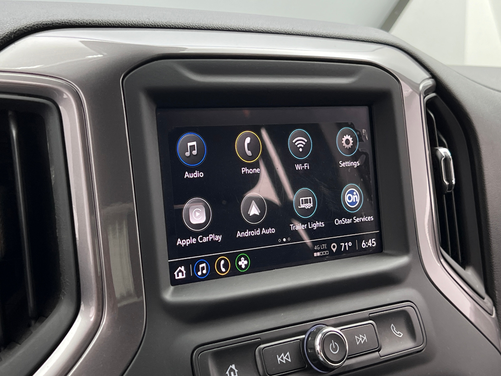 Thumbnail: 2024 Chevrolet Silverado 1500 - 4