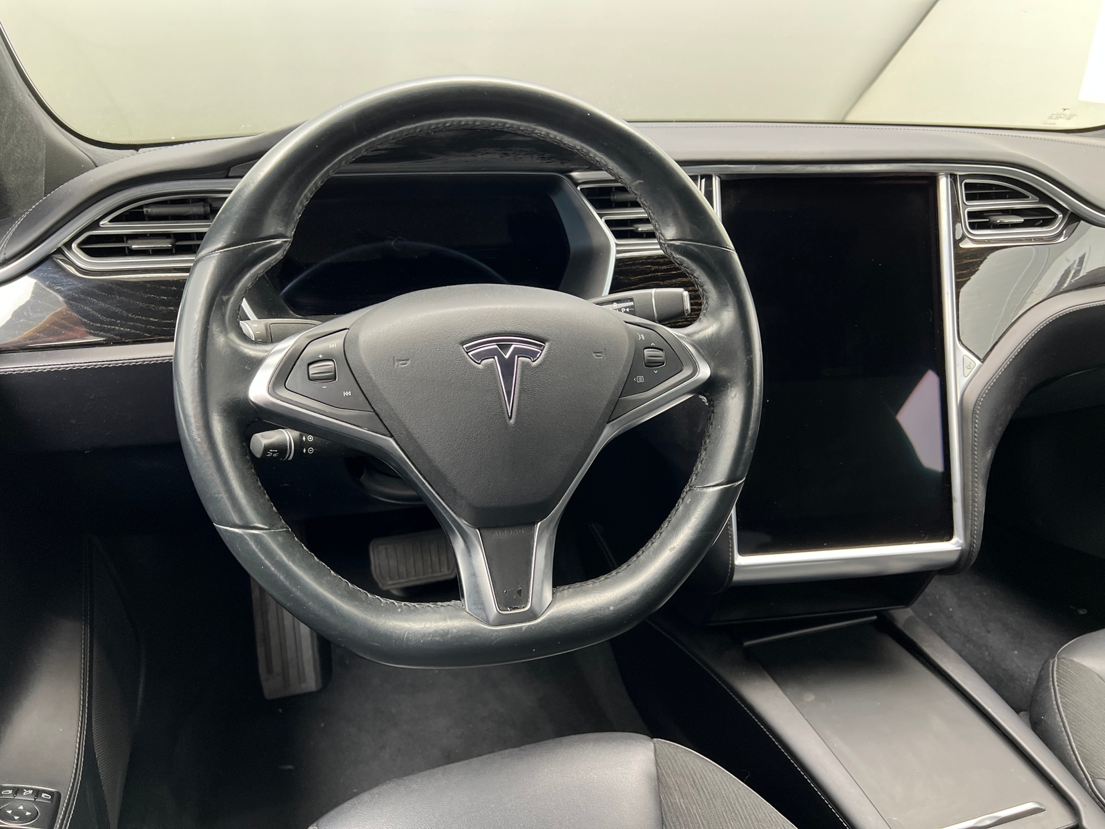 Thumbnail: 2016 Tesla Model S - 4