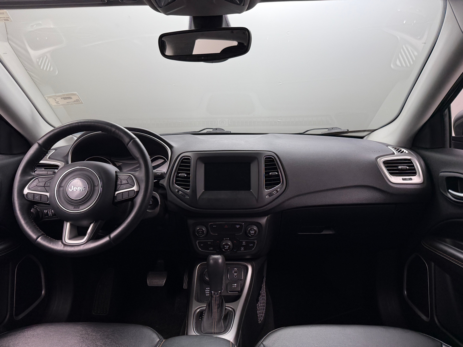 Thumbnail: 2018 Jeep Compass - 3