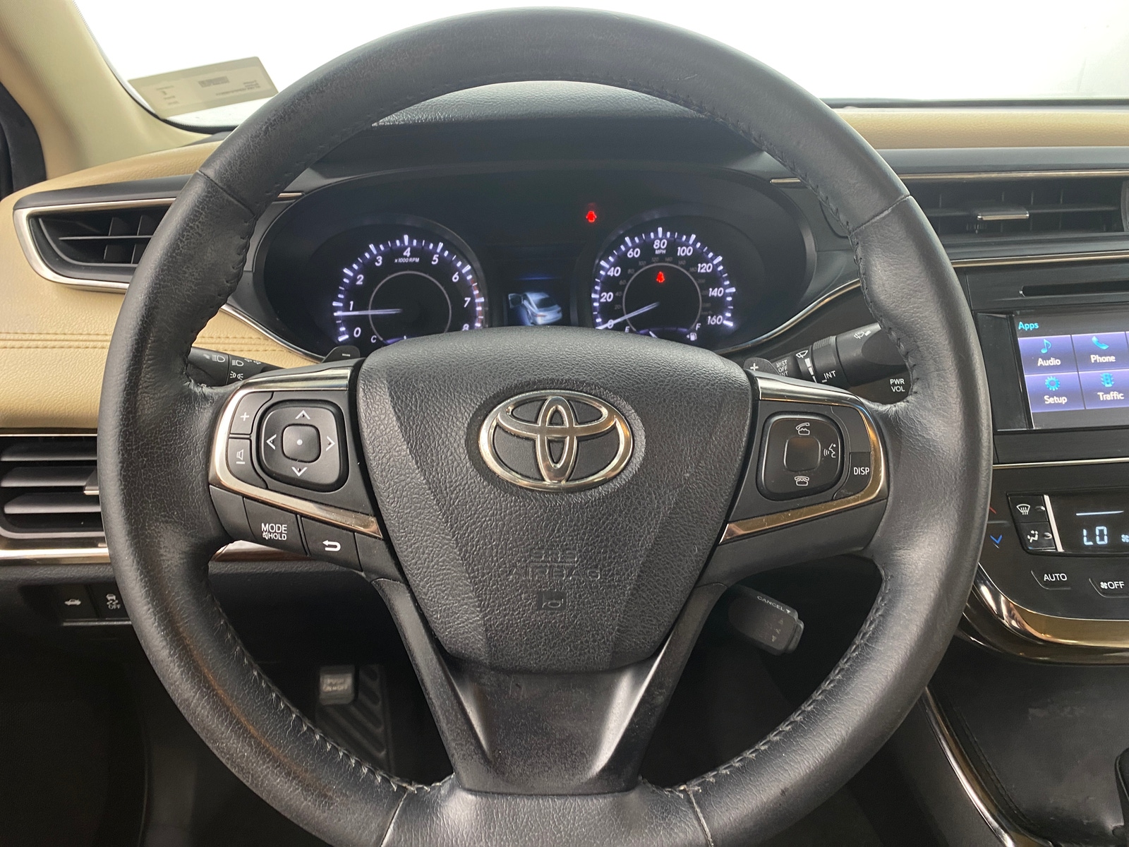 Thumbnail: 2015 Toyota Avalon - 4