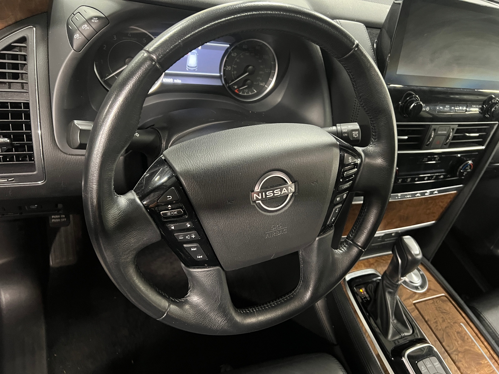 Thumbnail: 2022 Nissan Armada - 5