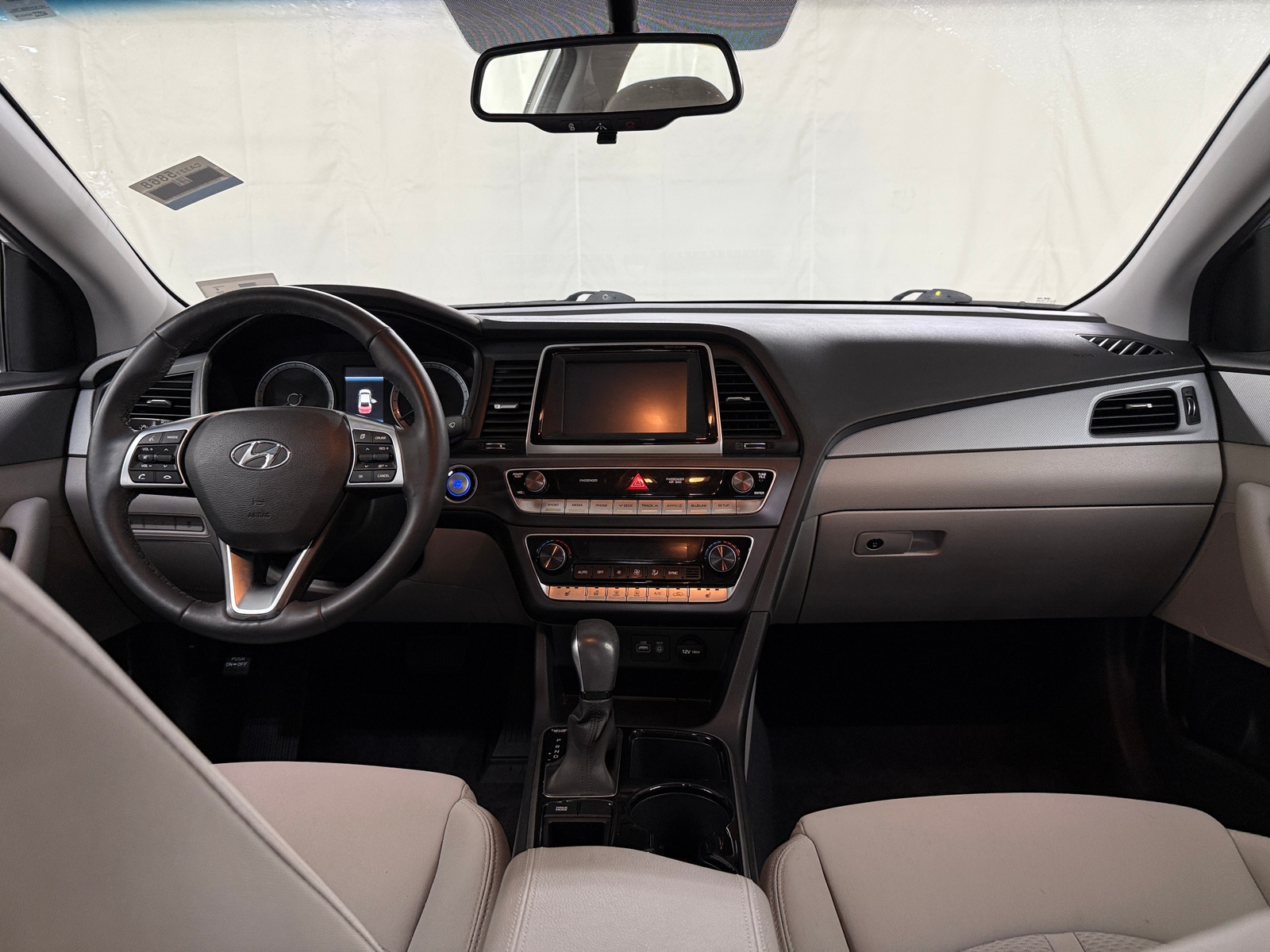 Thumbnail: 2019 Hyundai Sonata - 3