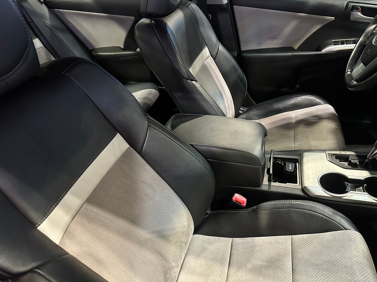 Thumbnail: 2012 Toyota Camry - 2