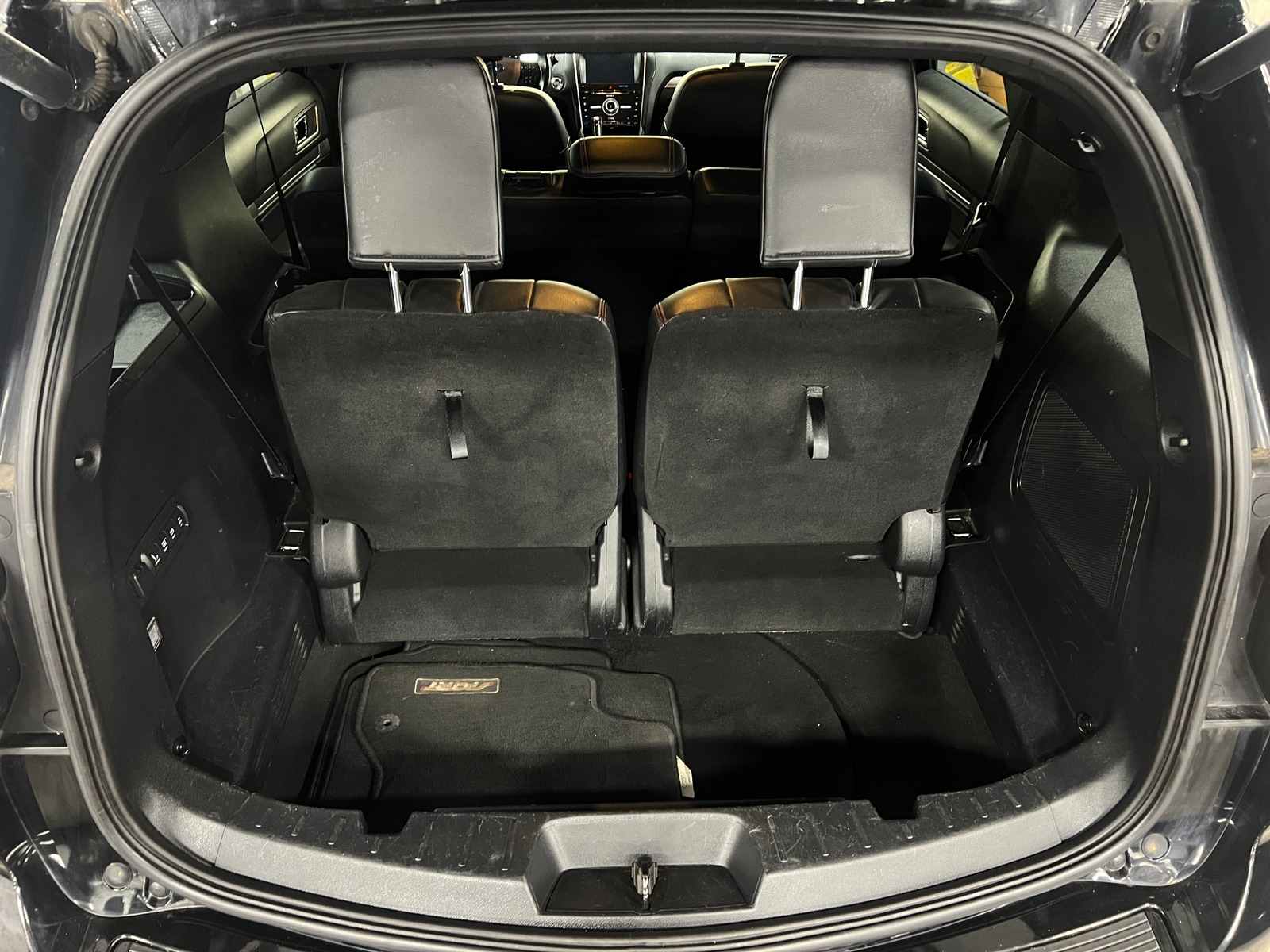 Thumbnail: 2018 Ford Explorer - 6