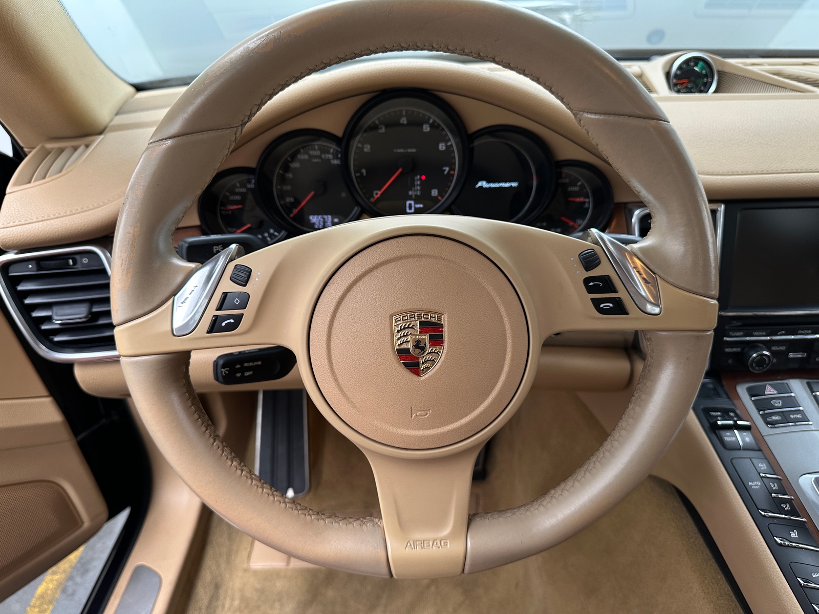 Thumbnail: 2014 Porsche Panamera - 4