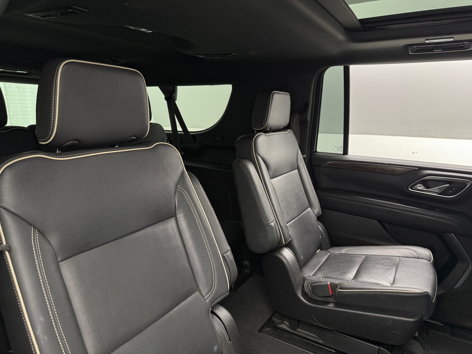 Thumbnail: 2021 Chevrolet Suburban - 5