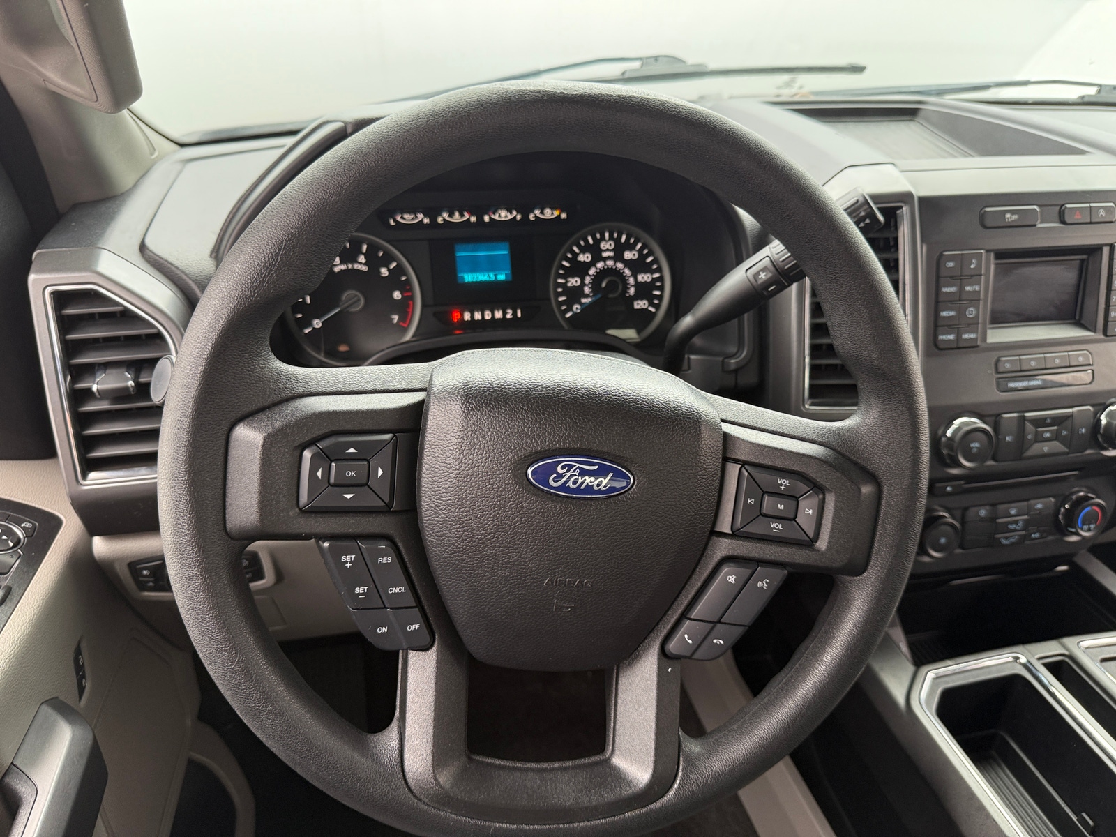Thumbnail: 2017 Ford Econoline - 5