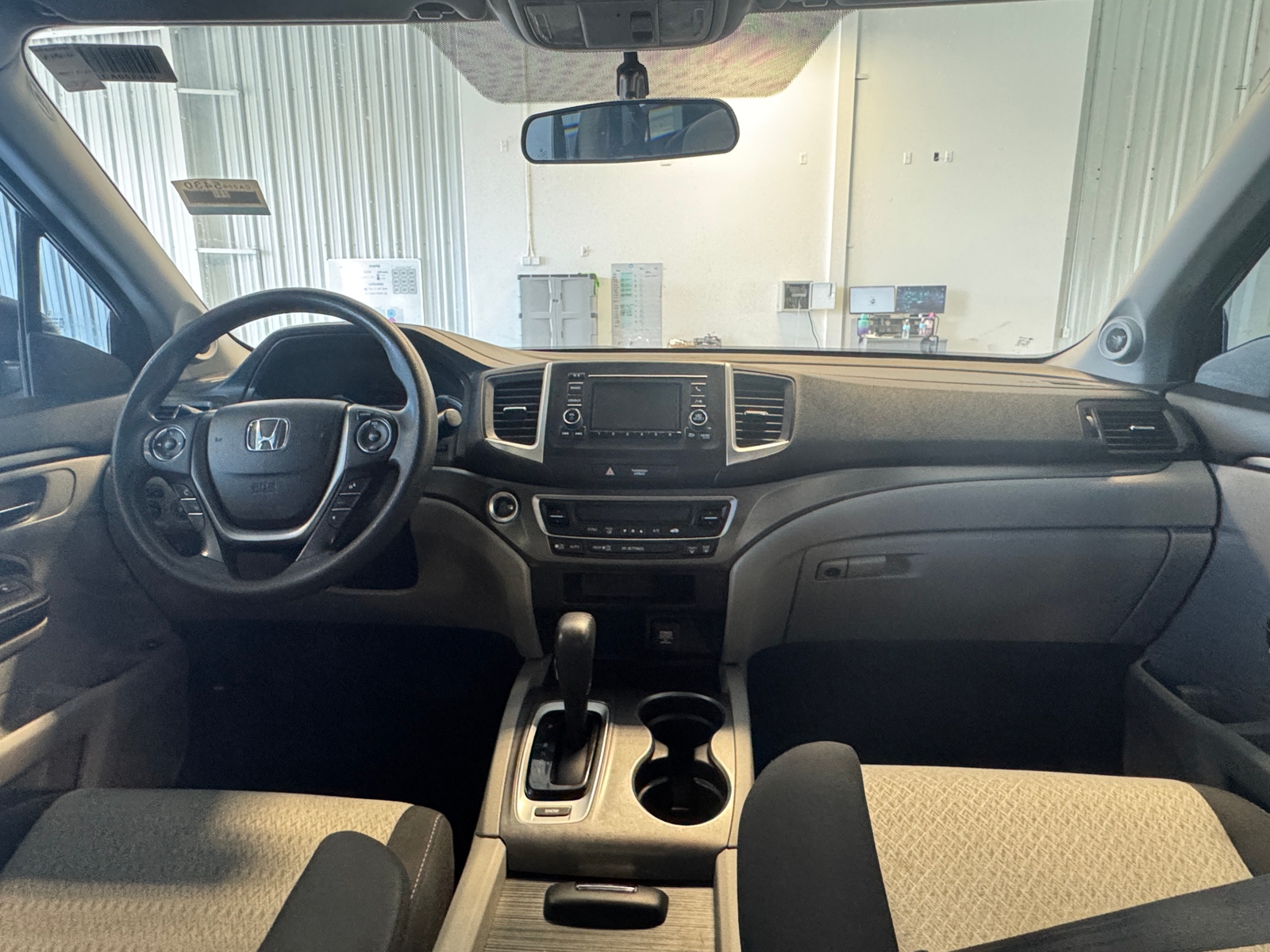 Thumbnail: 2017 Honda Ridgeline - 3