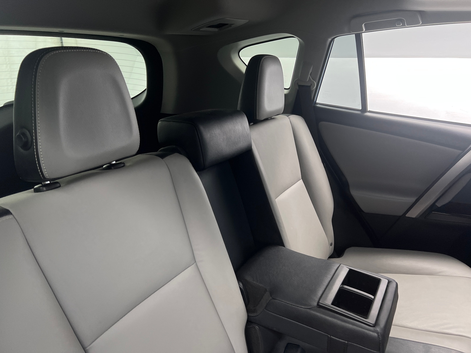 Thumbnail: 2018 Toyota RAV4 - 5
