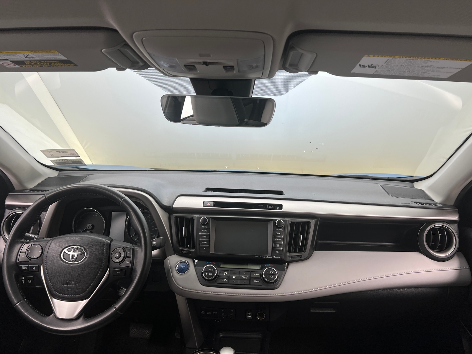 Thumbnail: 2018 Toyota RAV4 - 2