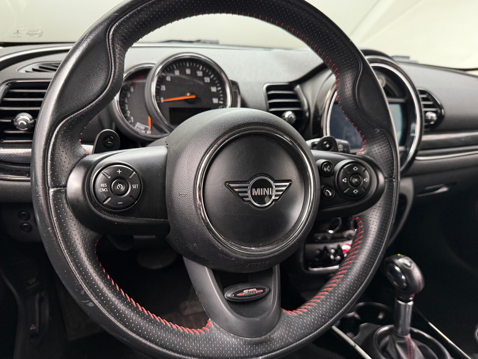 Thumbnail: 2019 MINI Cooper Clubman - 4
