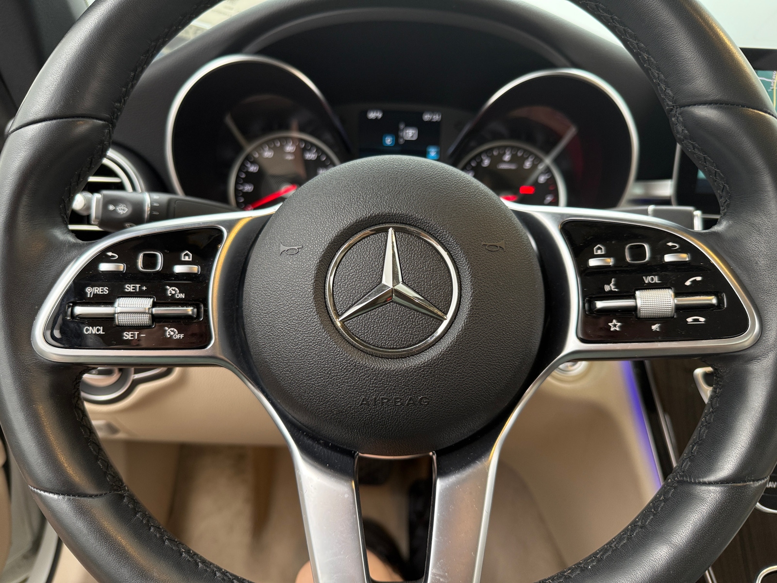 Thumbnail: 2019 Mercedes-Benz C-Class - 4