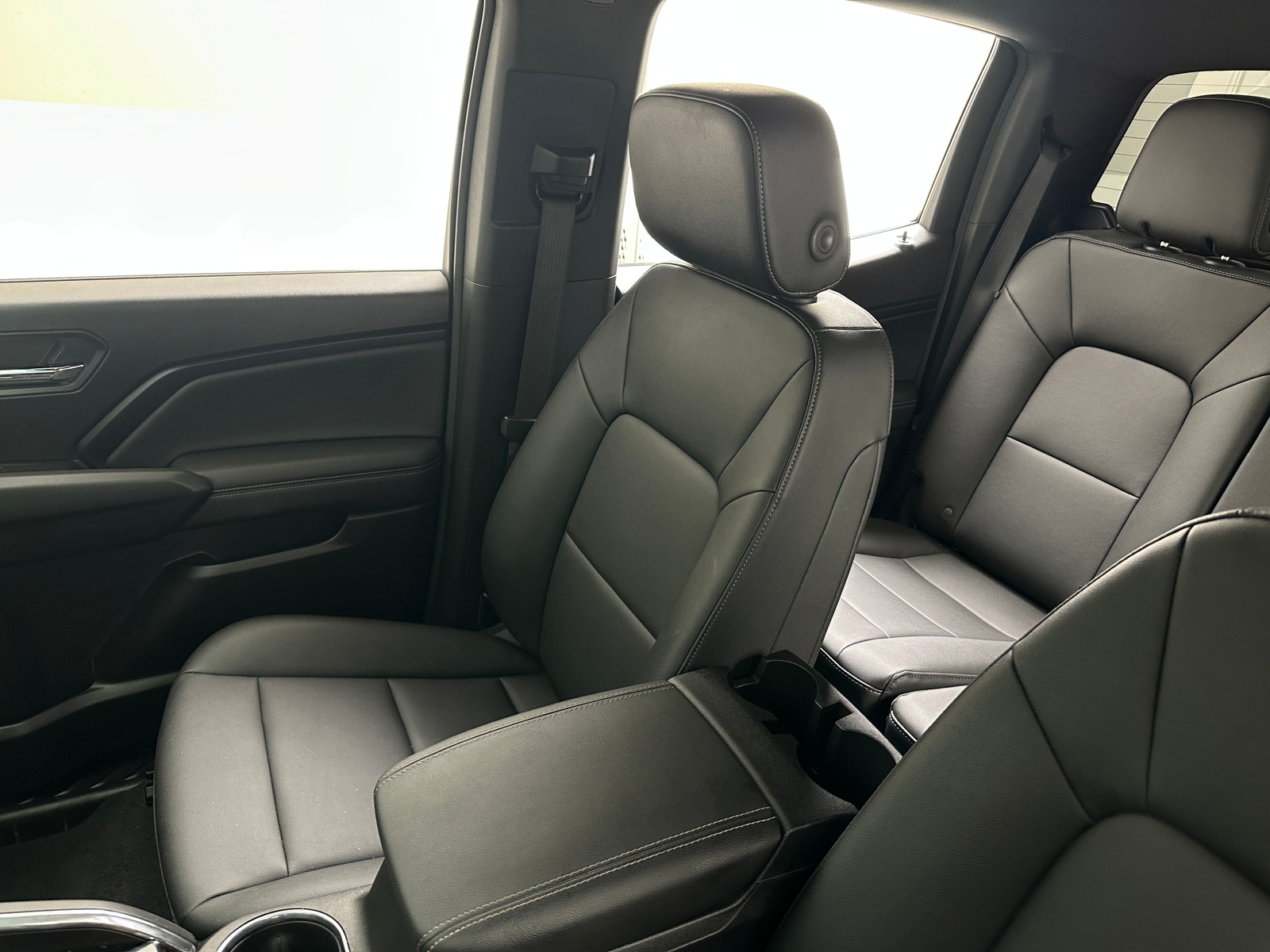 Thumbnail: 2023 GMC Canyon - 2