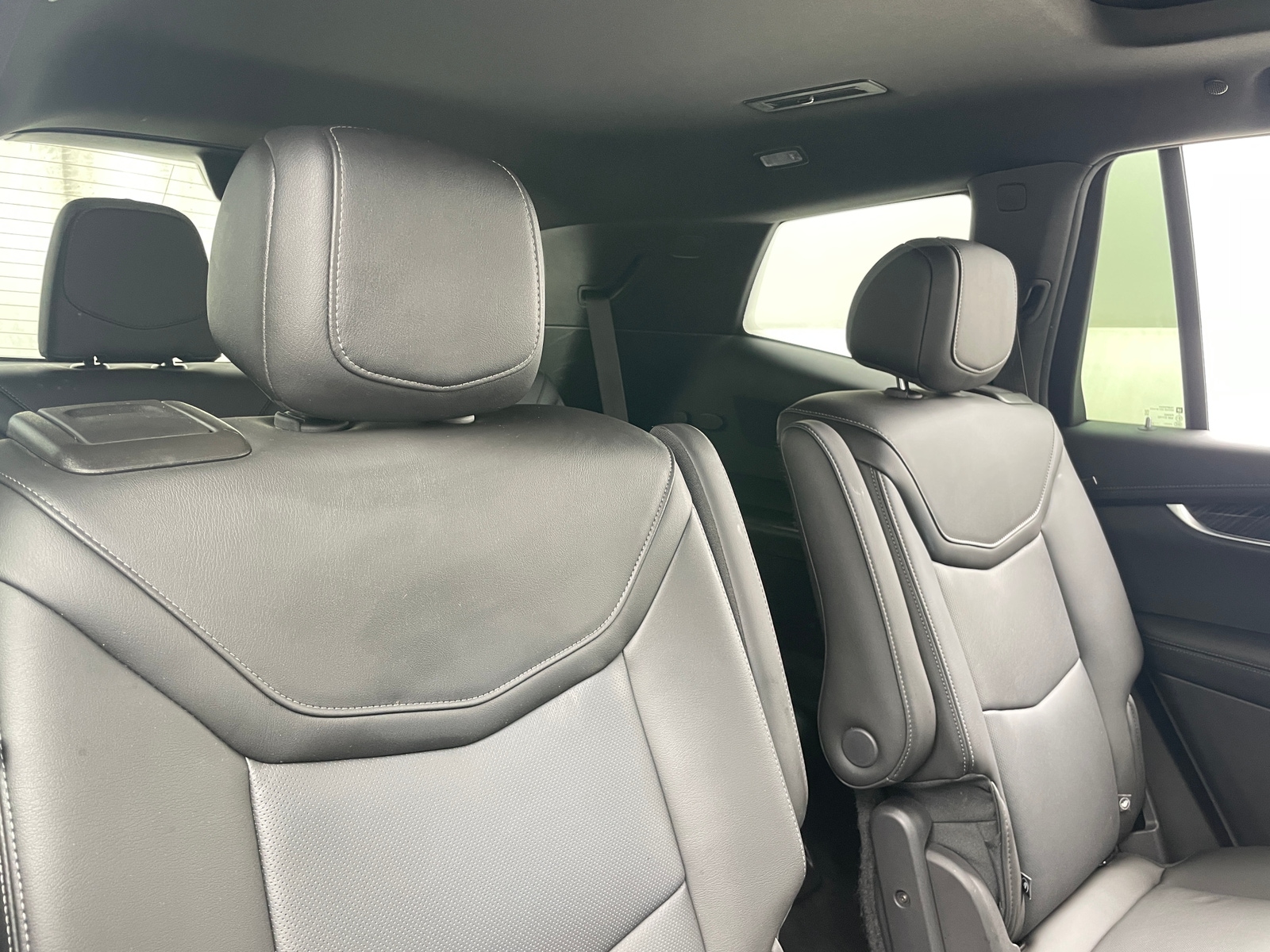 Thumbnail: 2023 Cadillac XT6 - 5