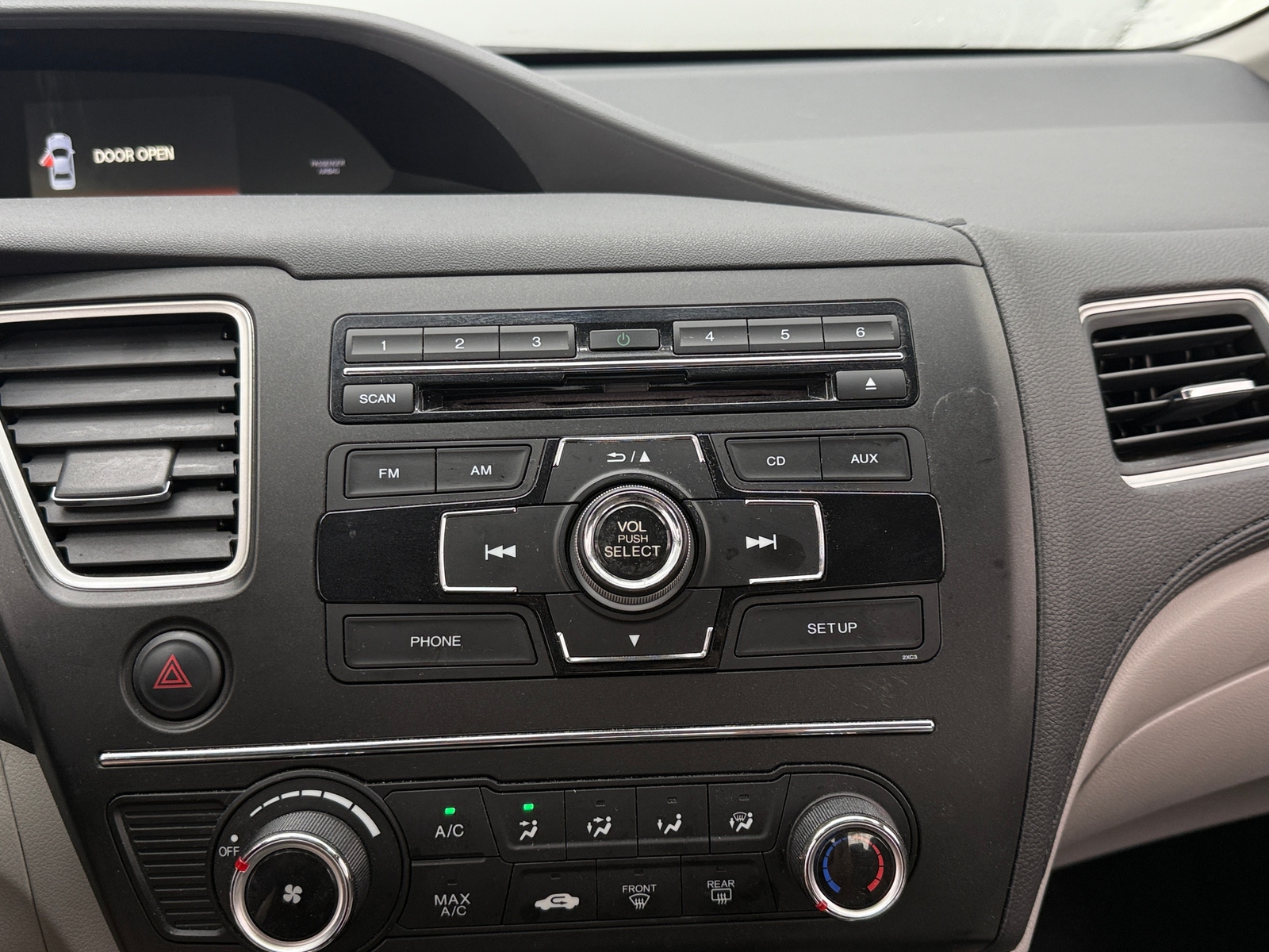 Thumbnail: 2015 Honda Civic - 4