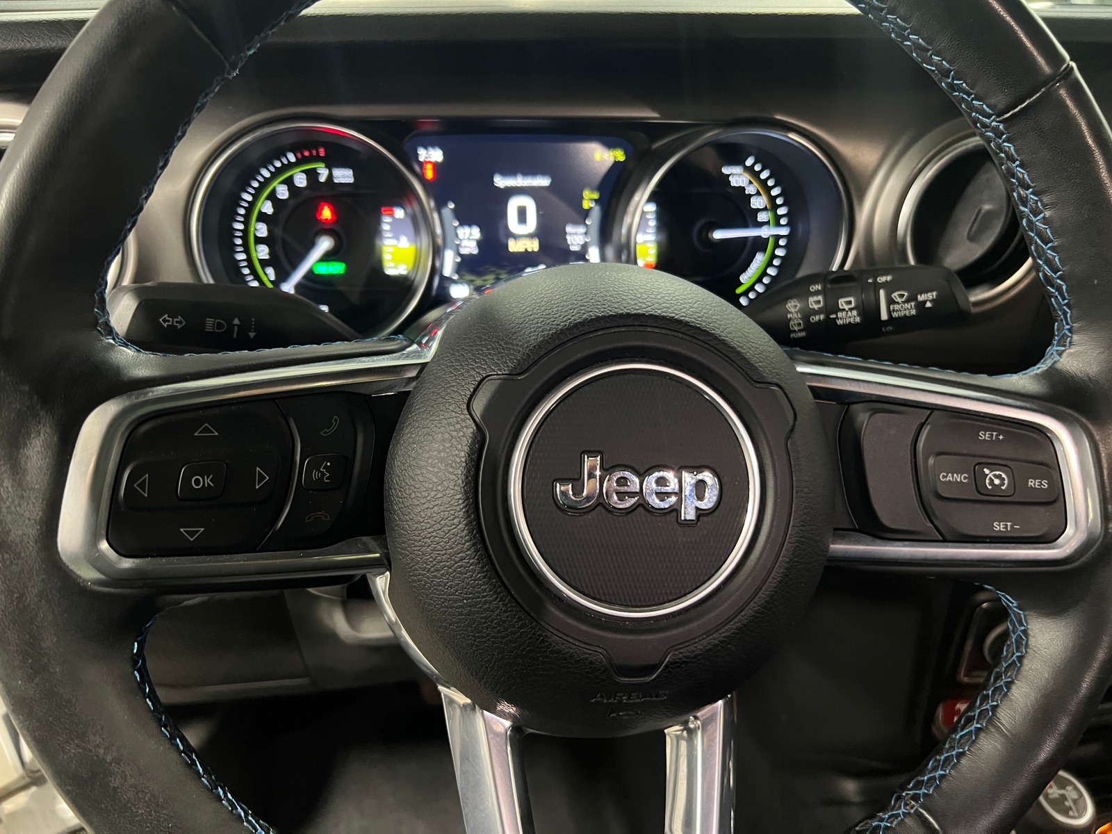 Thumbnail: 2022 Jeep Wrangler - 5